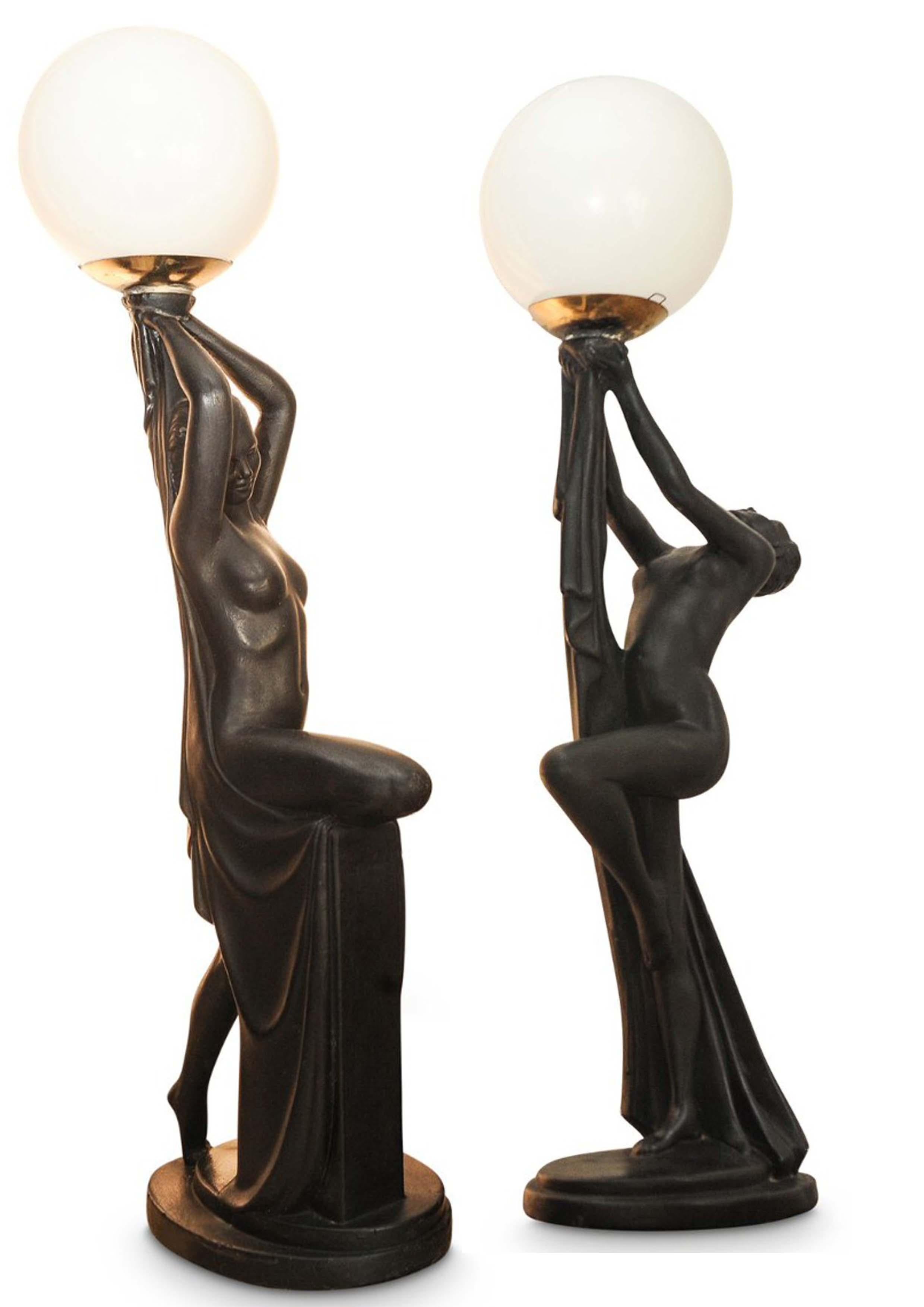 French Pair of Exquisite Art Deco Ebonized Plaster Nude Feminine Form Table Lamps 1930s For Sale