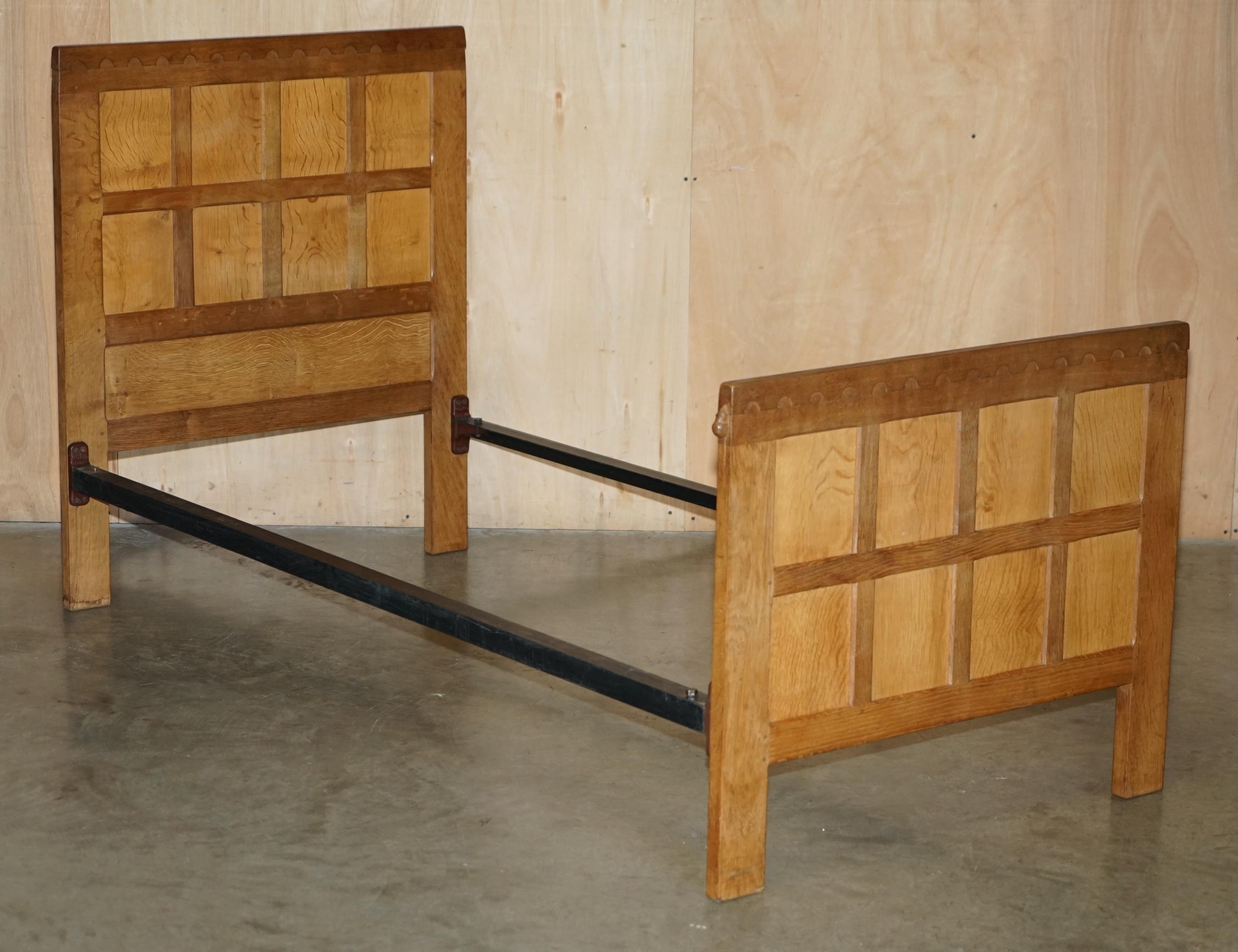 PAIR OF EXQUISITE COLLECTABLE 1950's ROBERT MOUSEMAN THOMPSON BEDSTEADS BEDS For Sale 8