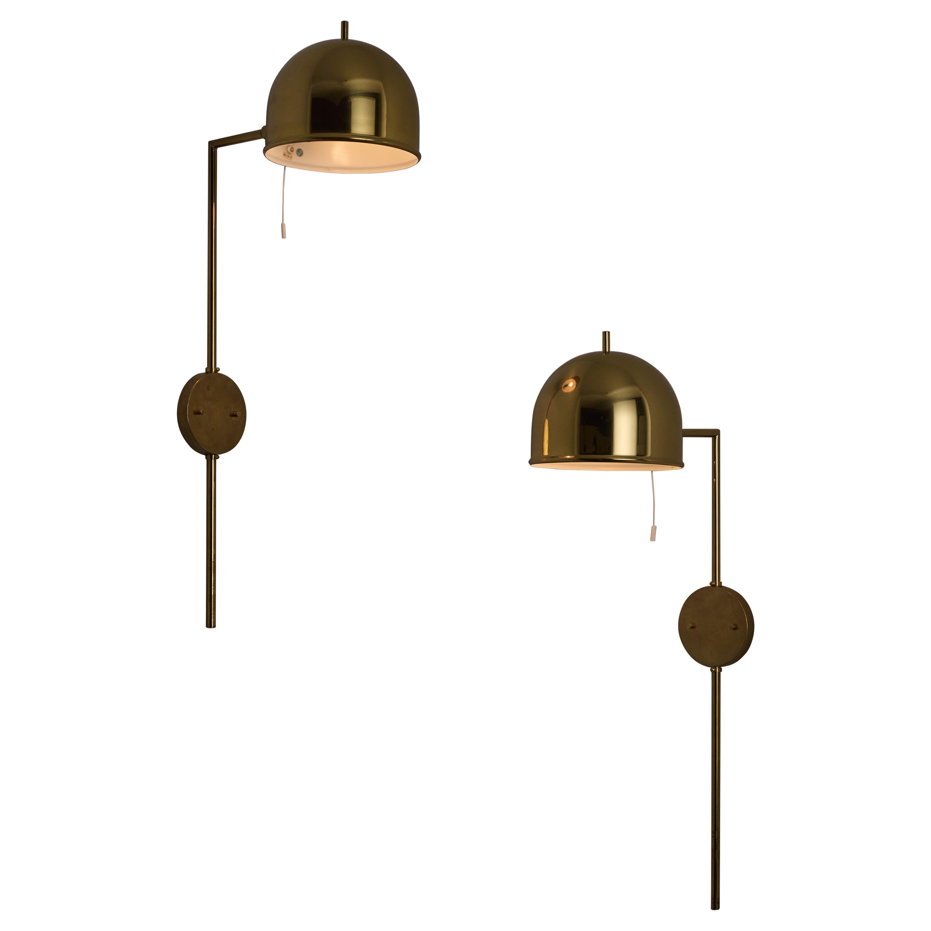 Pareja de apliques modelo V75 ampliados de Bergboms
