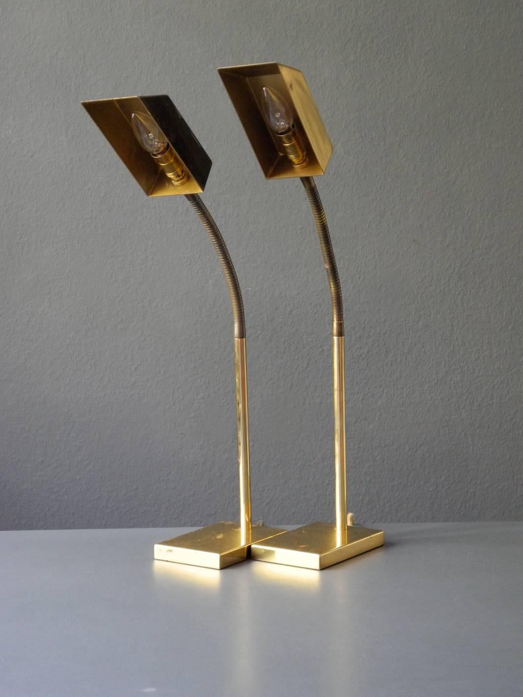 German Pair of Extra Large Brass Table Lamps, Vereinigte Werkstätten