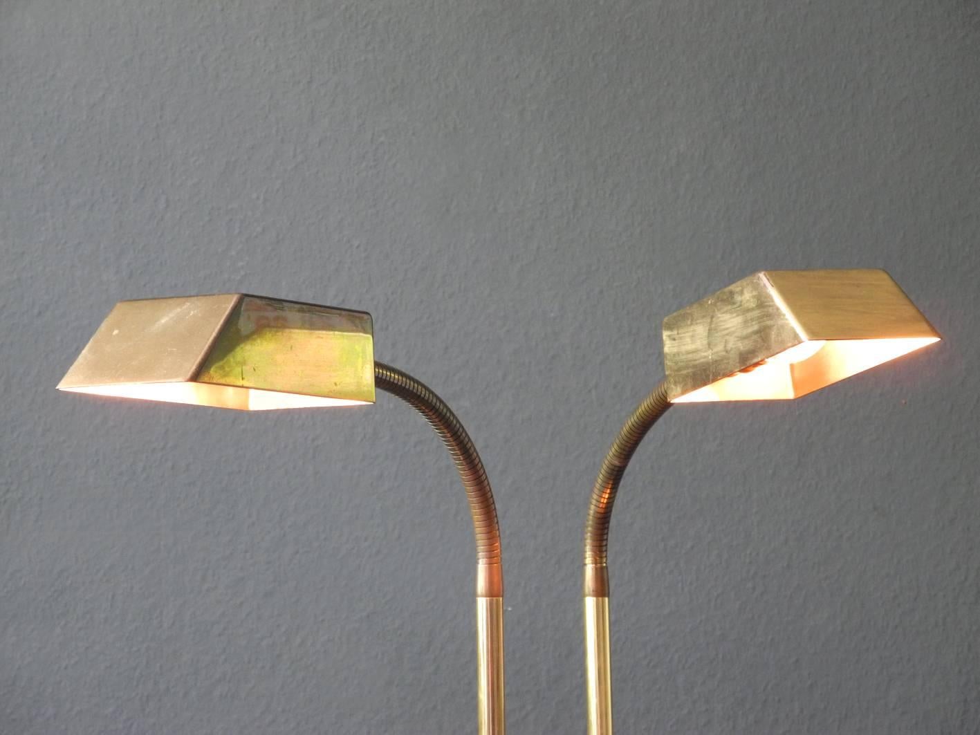 Pair of Extra Large Brass Table Lamps, Vereinigte Werkstätten In Good Condition In München, DE