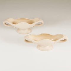 Coppia di urne extra large in stile Art Deco inglese di Fulham Pottery di Constance Spry