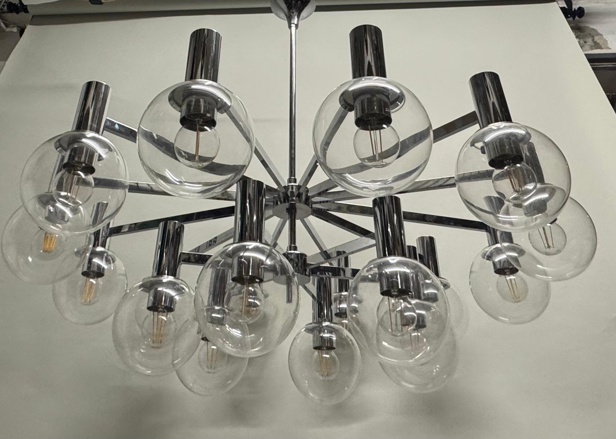 Paire de très grands lustres en verre de Glashütte Limburg, vers les années 1970 en vente 2