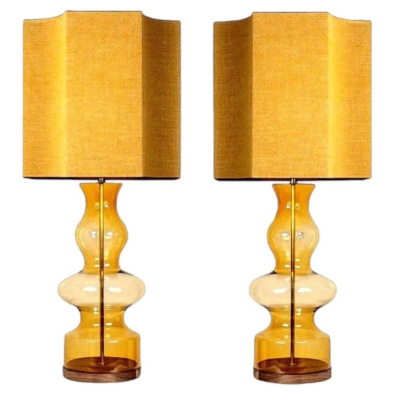Coppia di lampade da tavolo a forma di vetro extra large con lampada in seta su misura R Houben