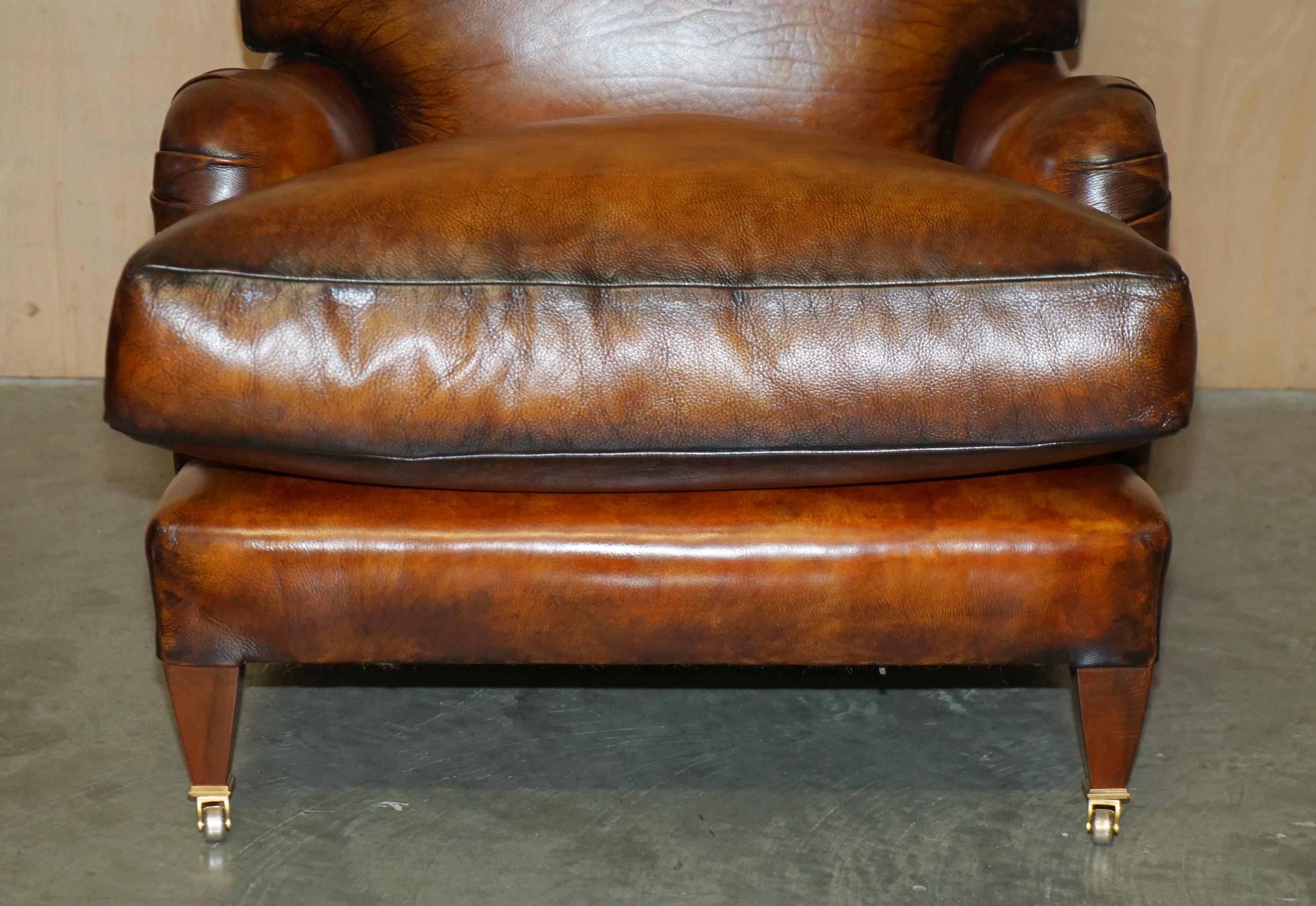 PAIR OF EXTRA LARGE HOWARD & SON'S GEORGE SMITH STYLE BROWN LEATHER ARMCHAIRs For Sale 2