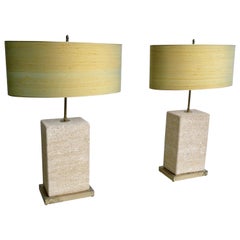 Coppia di lampade da tavolo extra large in pietra arenaria, ottone e seta di Roger Vanhevel