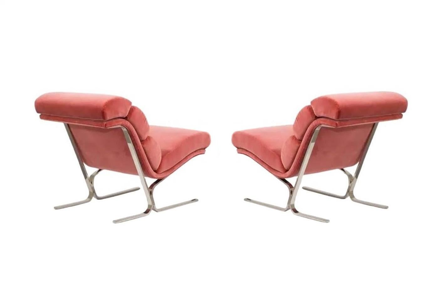 20th Century Pair of Extraordinary Lounge Club Chairs Cantilevered, 1970s For Sale