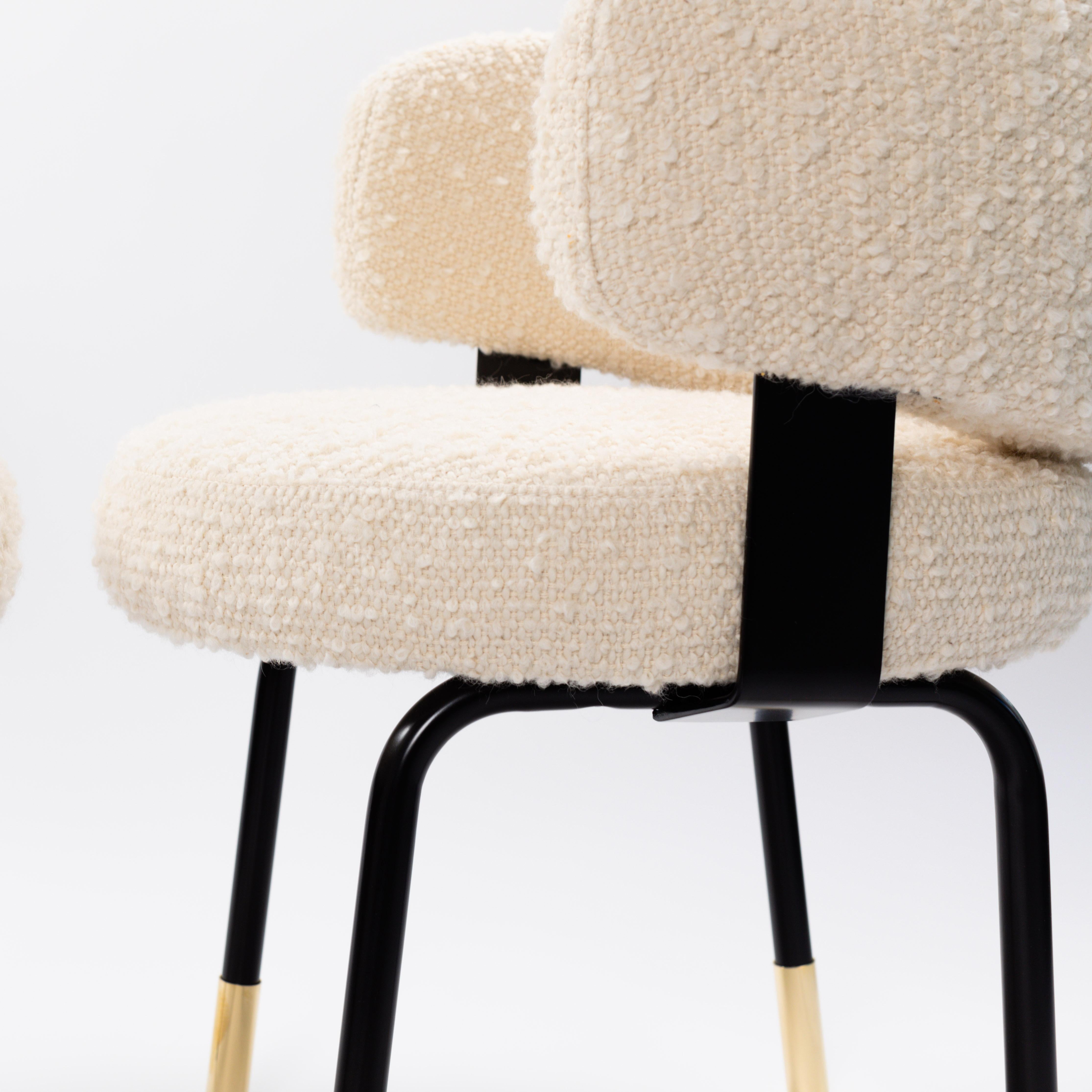Paire d'extravagants fauteuils Formanova recouverts de tissu bouclé Italie 1970 Bon état - En vente à Salzburg, AT