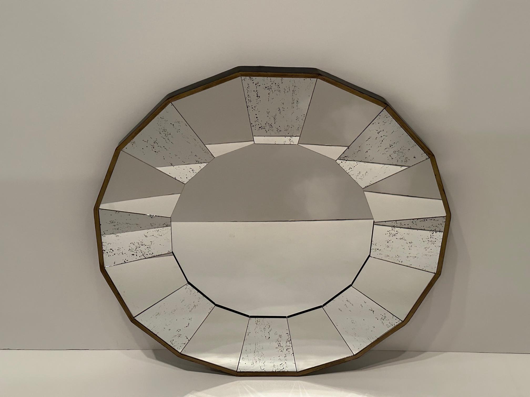 Pair of Eye-Catching Mid-Century Modern Scalloped Round Mirror For Sale 3