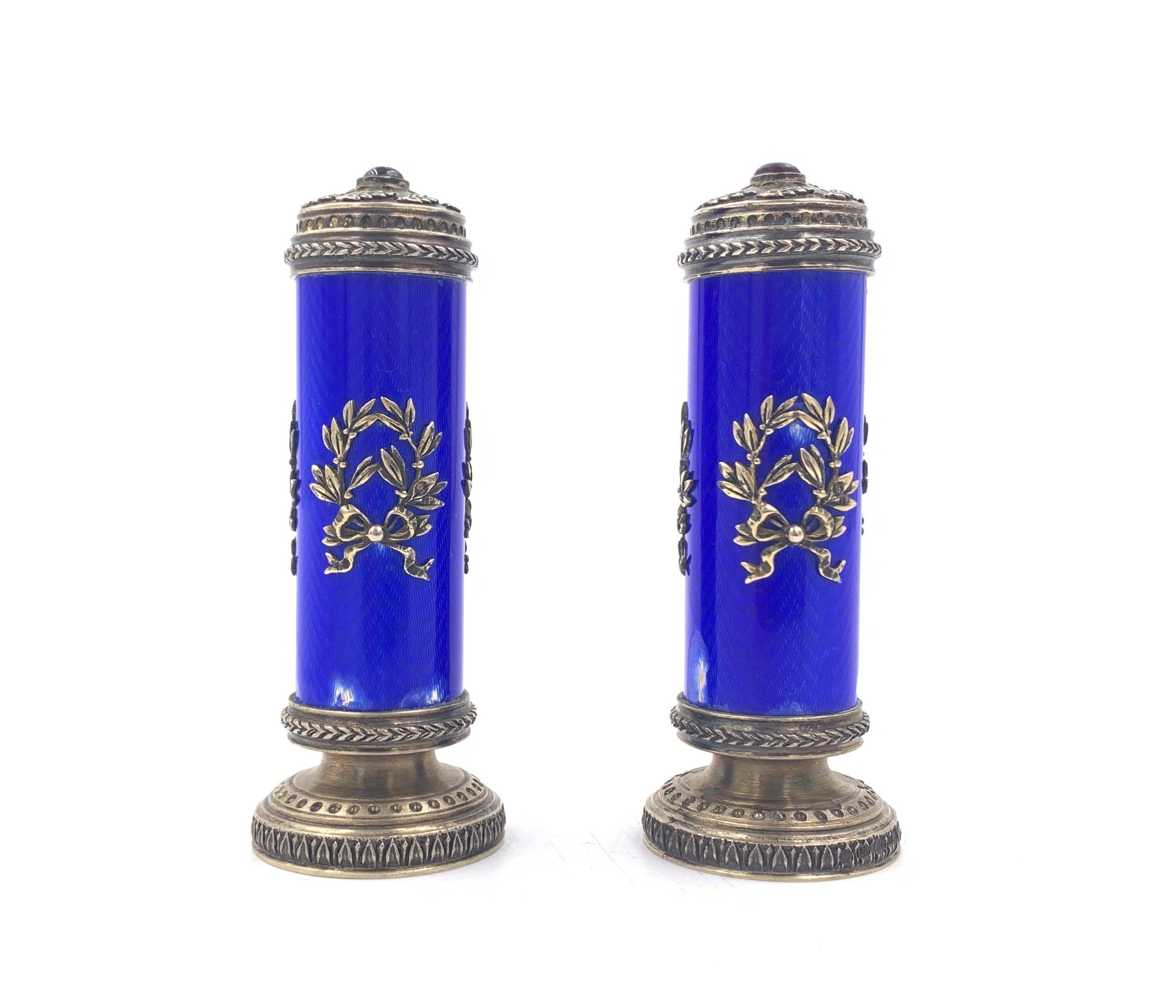Pair of Fabergé Style Peppers In Good Condition For Sale In London, GB