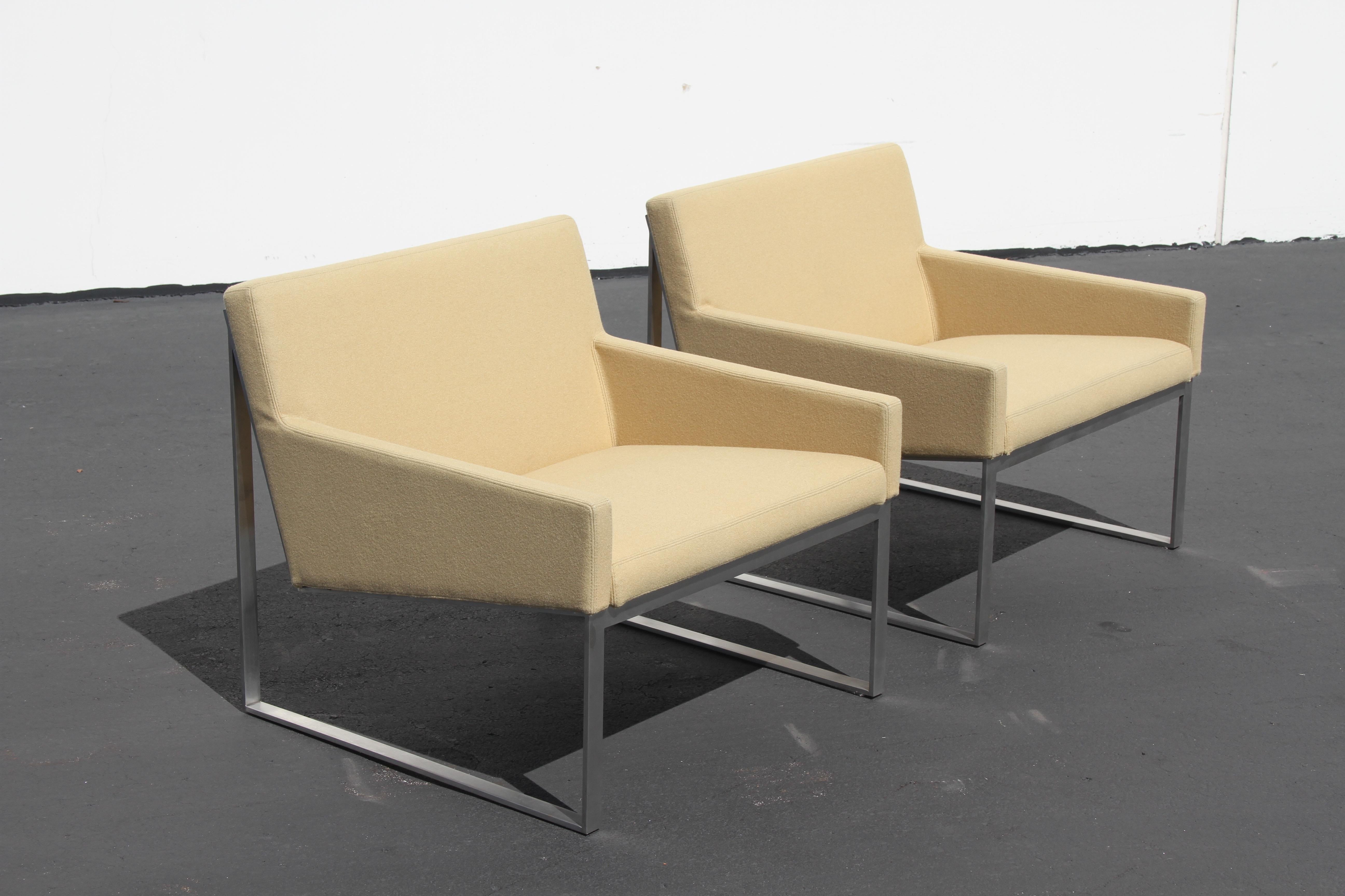 Pair of Fabien Baron for Berhardt Design B.3 Lounge Chairs For Sale 1