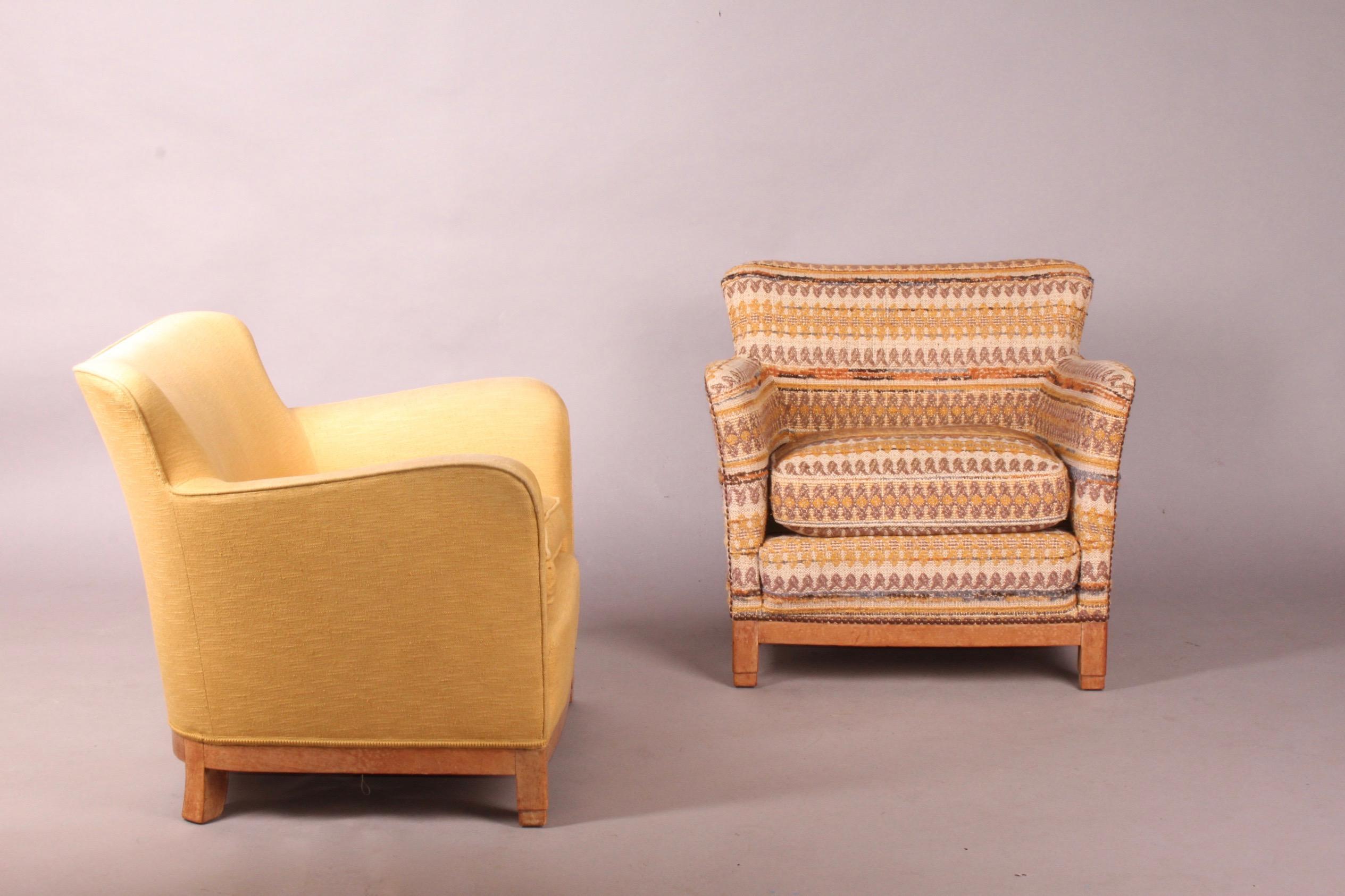Pair of Fabric Armchairs 5