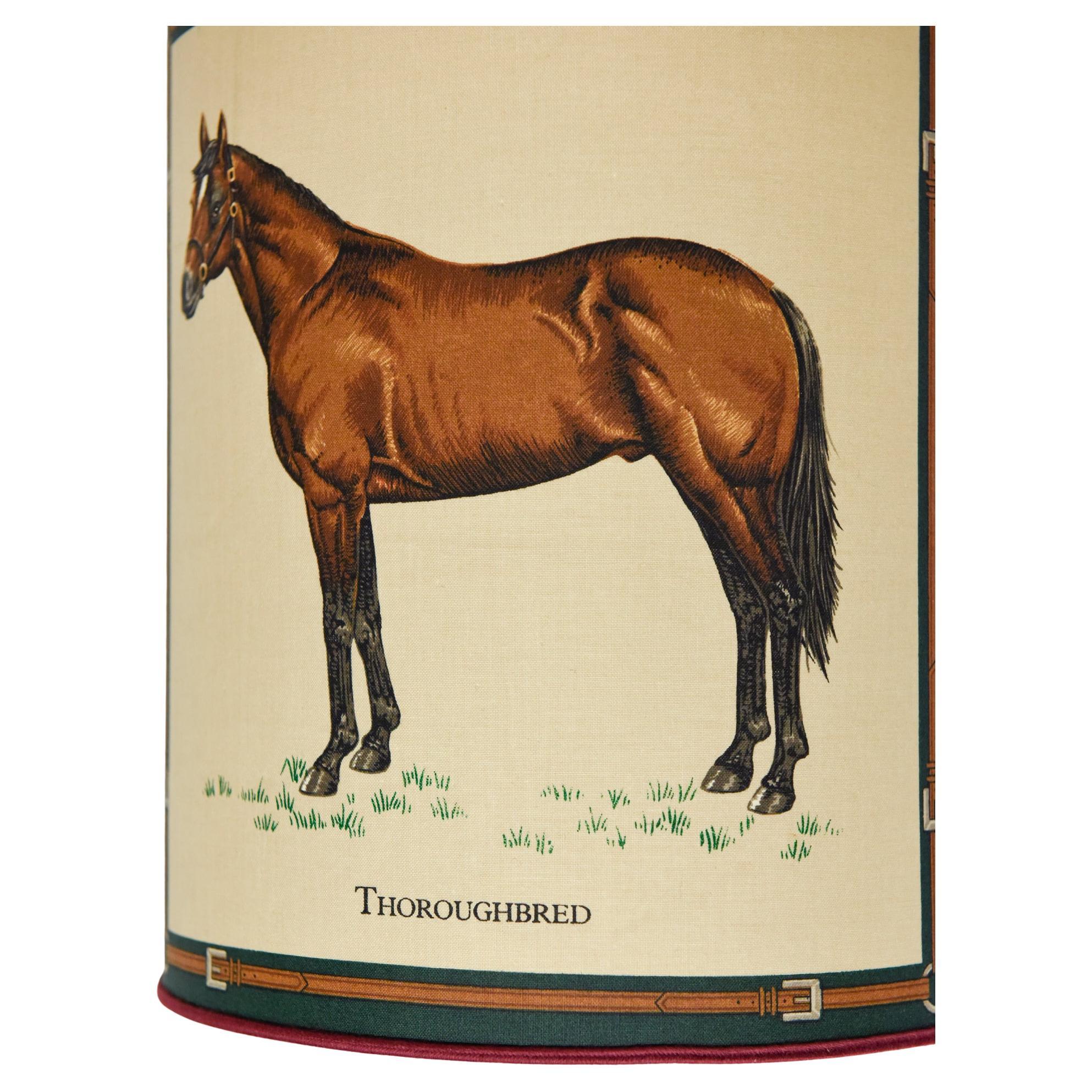 Autre Paire d'éventails en tissu avec cheval pour lampes en vente