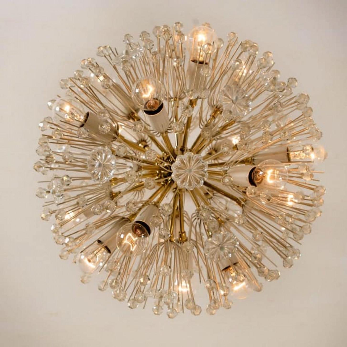 Ottone Coppia di favolosi lampadari Emil Stejnar Snowball Orbit Sputnik, Austria in vendita