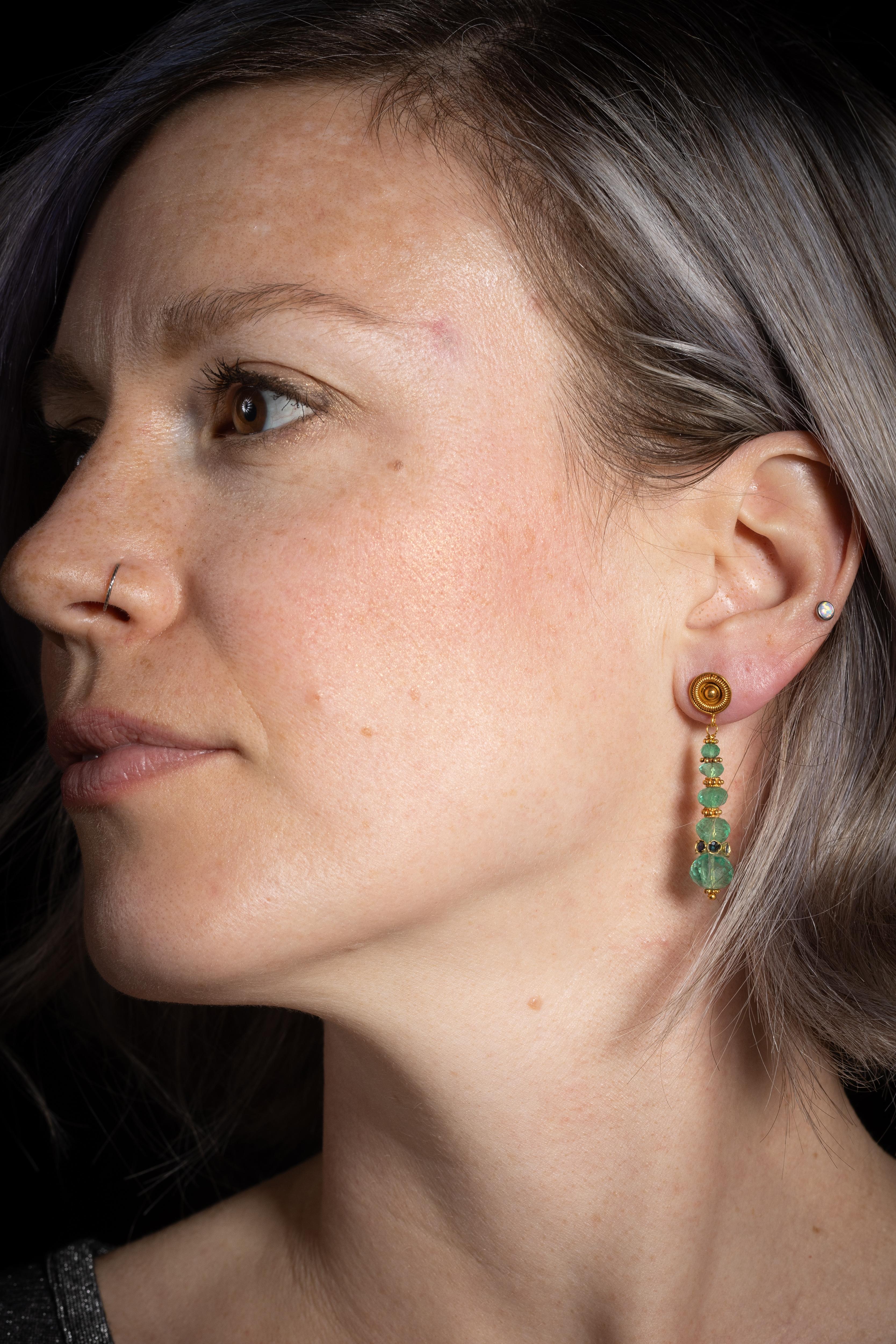 Pair of Faceted Emerald and 22K Gold Earrings by Deborah Lockhart Phillips In Excellent Condition For Sale In Nantucket, MA