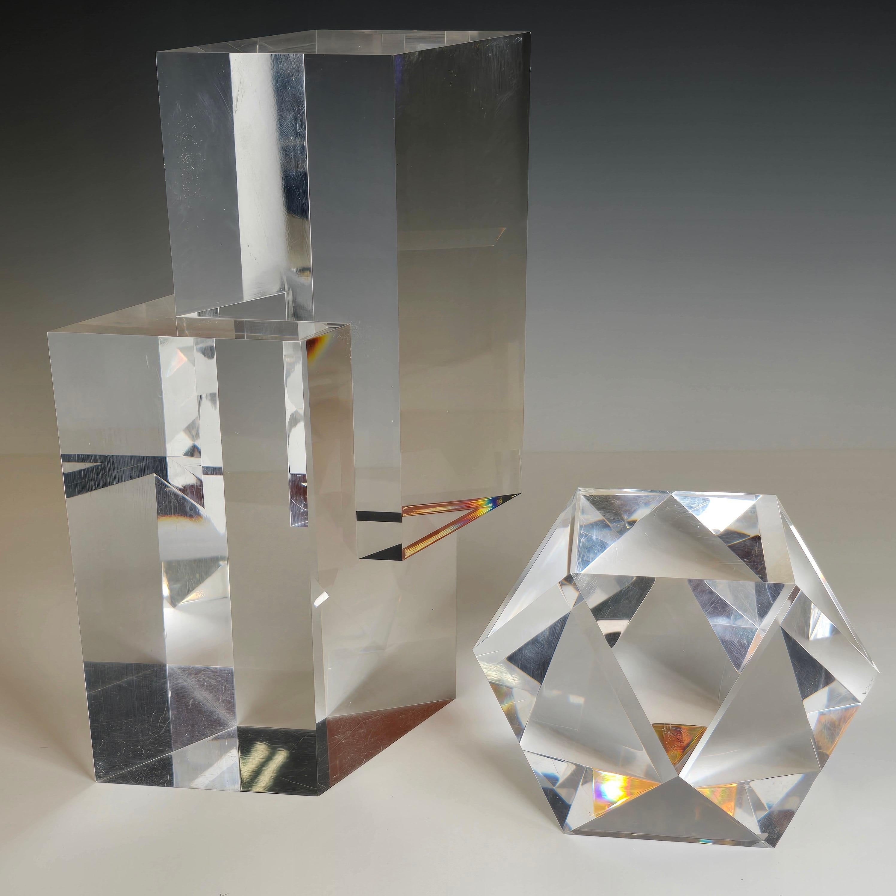 Pair of Faceted Lucite Sculptures by Alessio Tasca For Sale 4