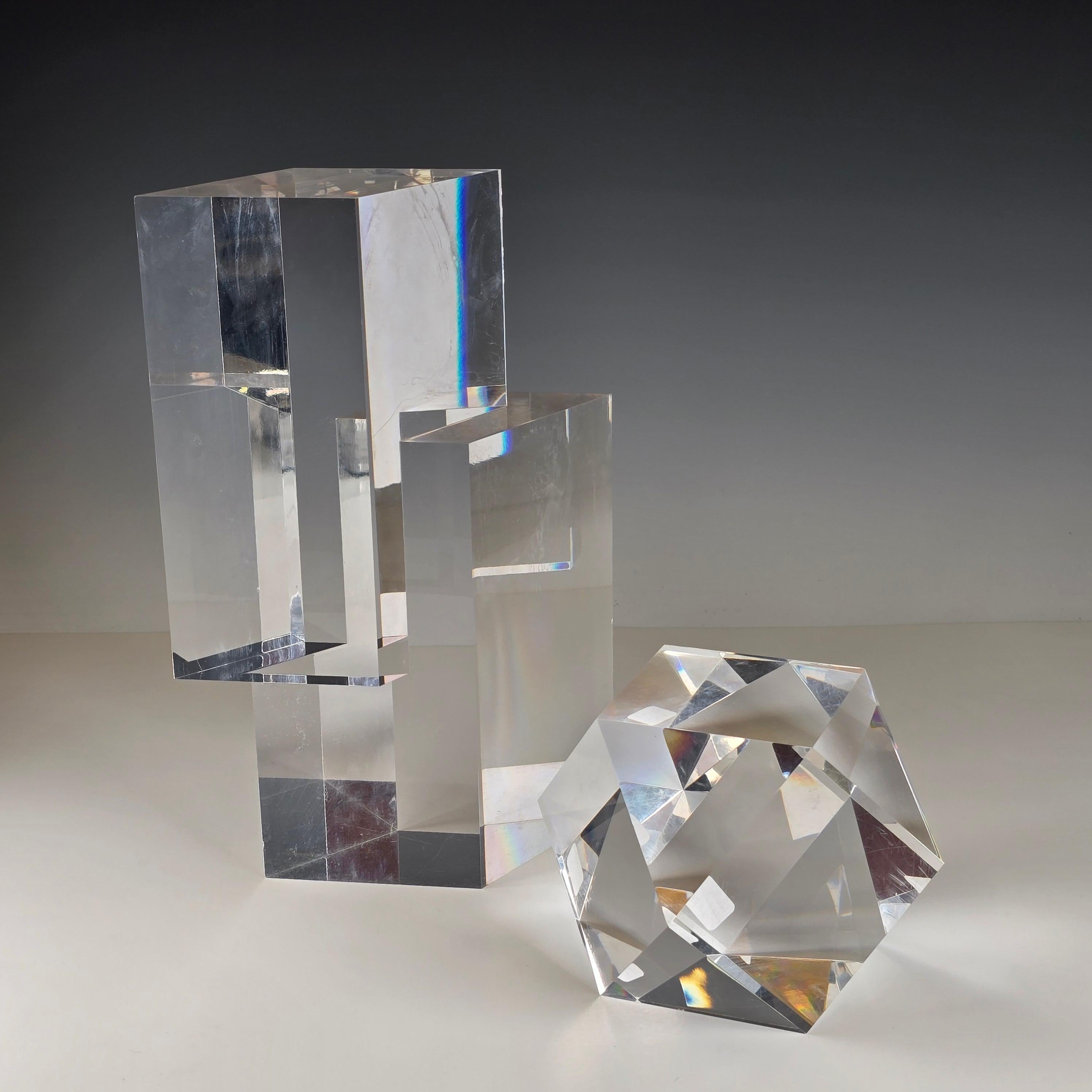 Mid-Century Modern Pair of Faceted Lucite Sculptures by Alessio Tasca For Sale