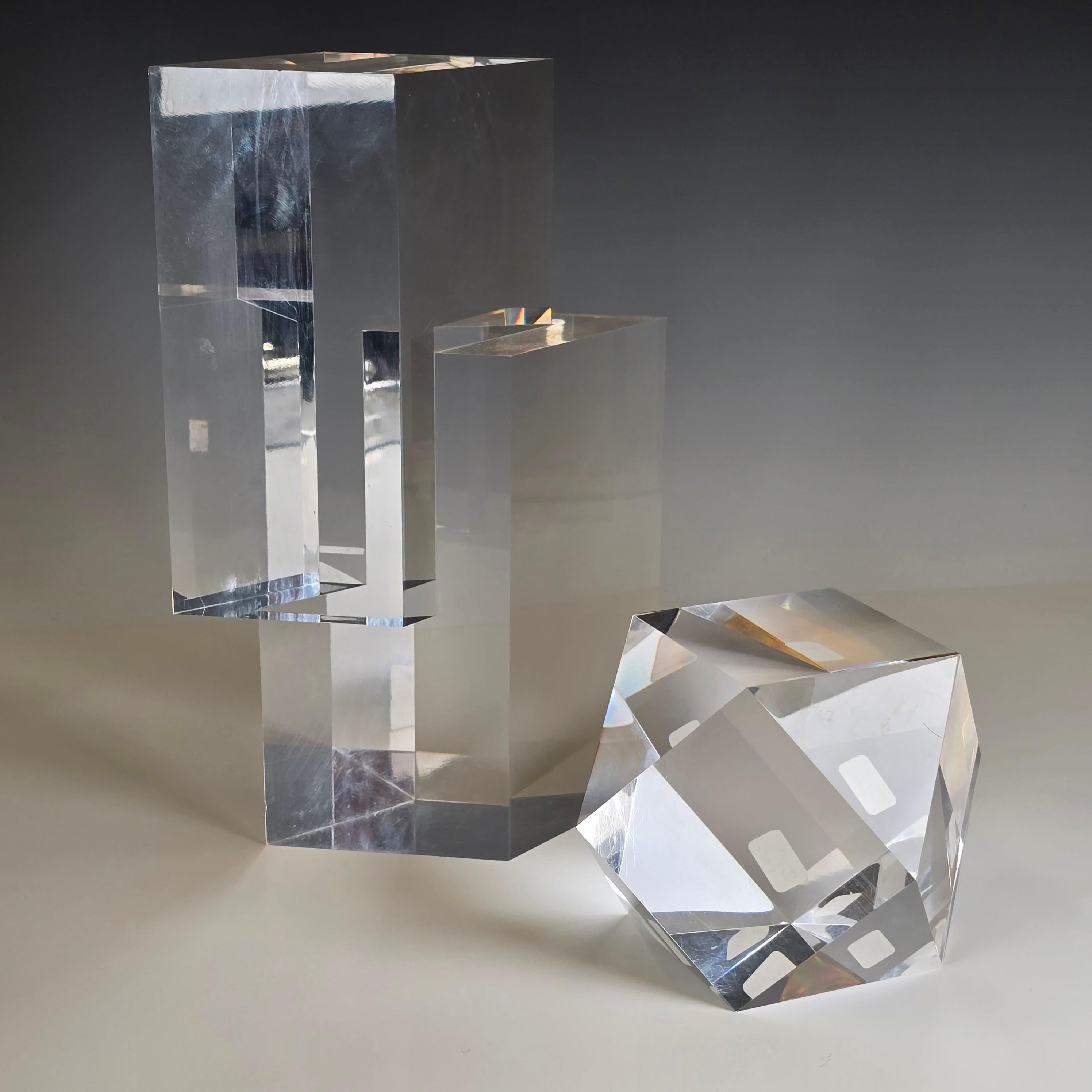 Late 20th Century Pair of Faceted Lucite Sculptures by Alessio Tasca For Sale