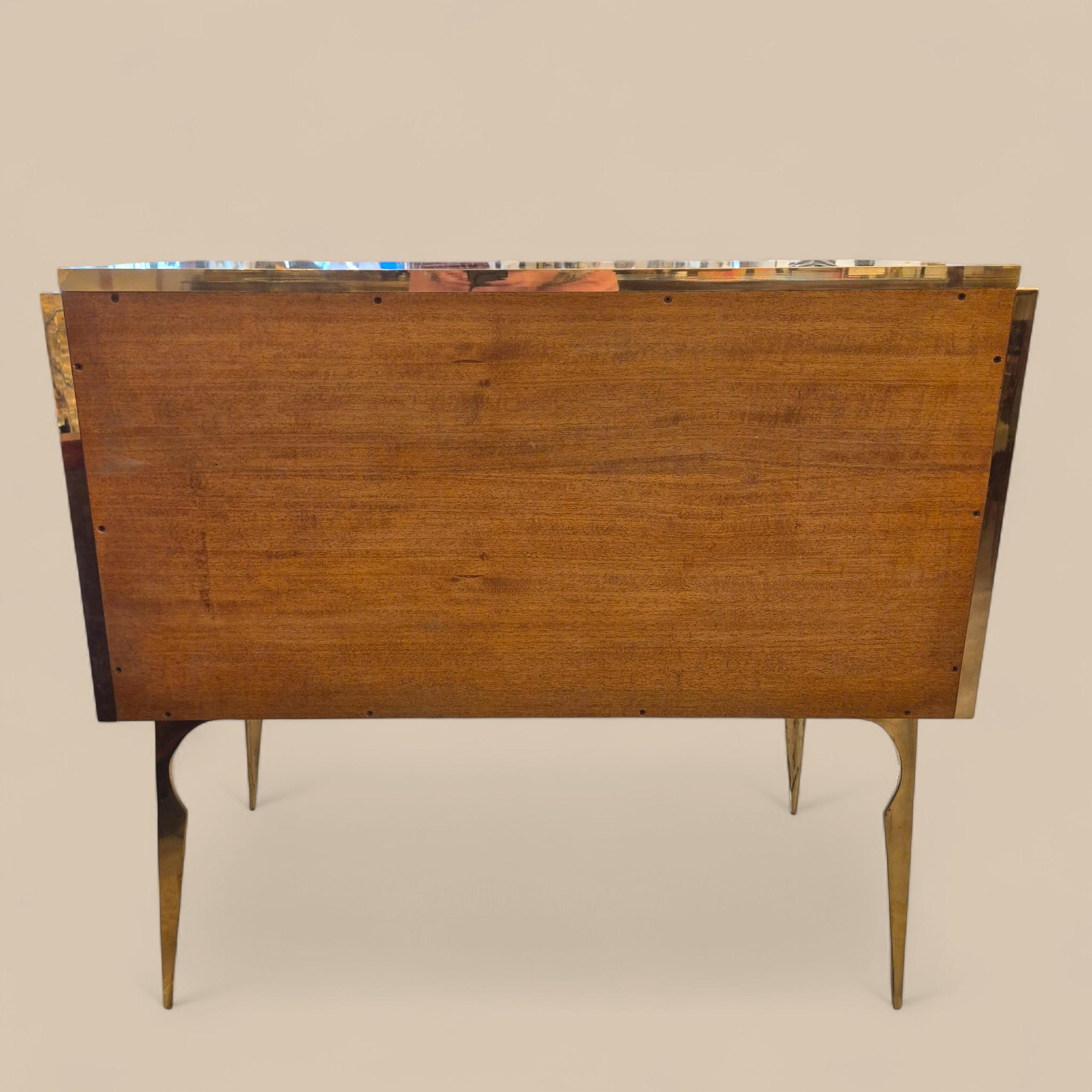 Coppia di consolle in vetro di Murano sfaccettato e ottone dorato, CIRCA 1960/70 in vendita 10
