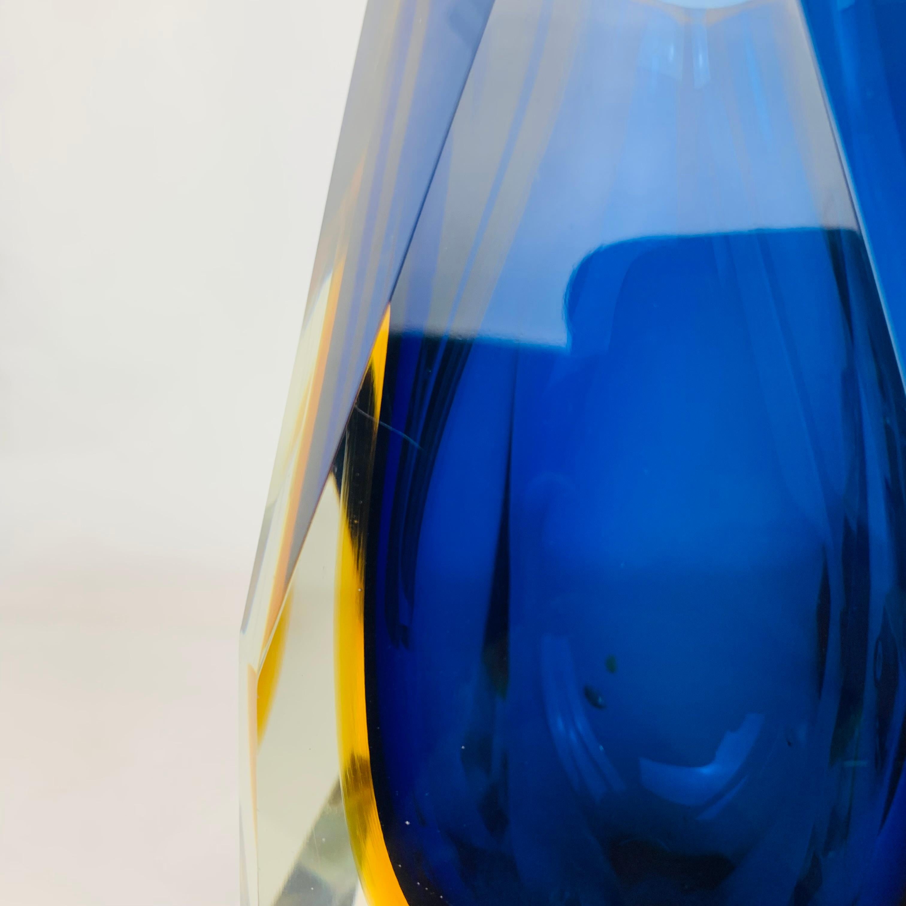 Paire de vases Sommerso de Murano à facettes par Alessandro Mandruzzato en vente 6