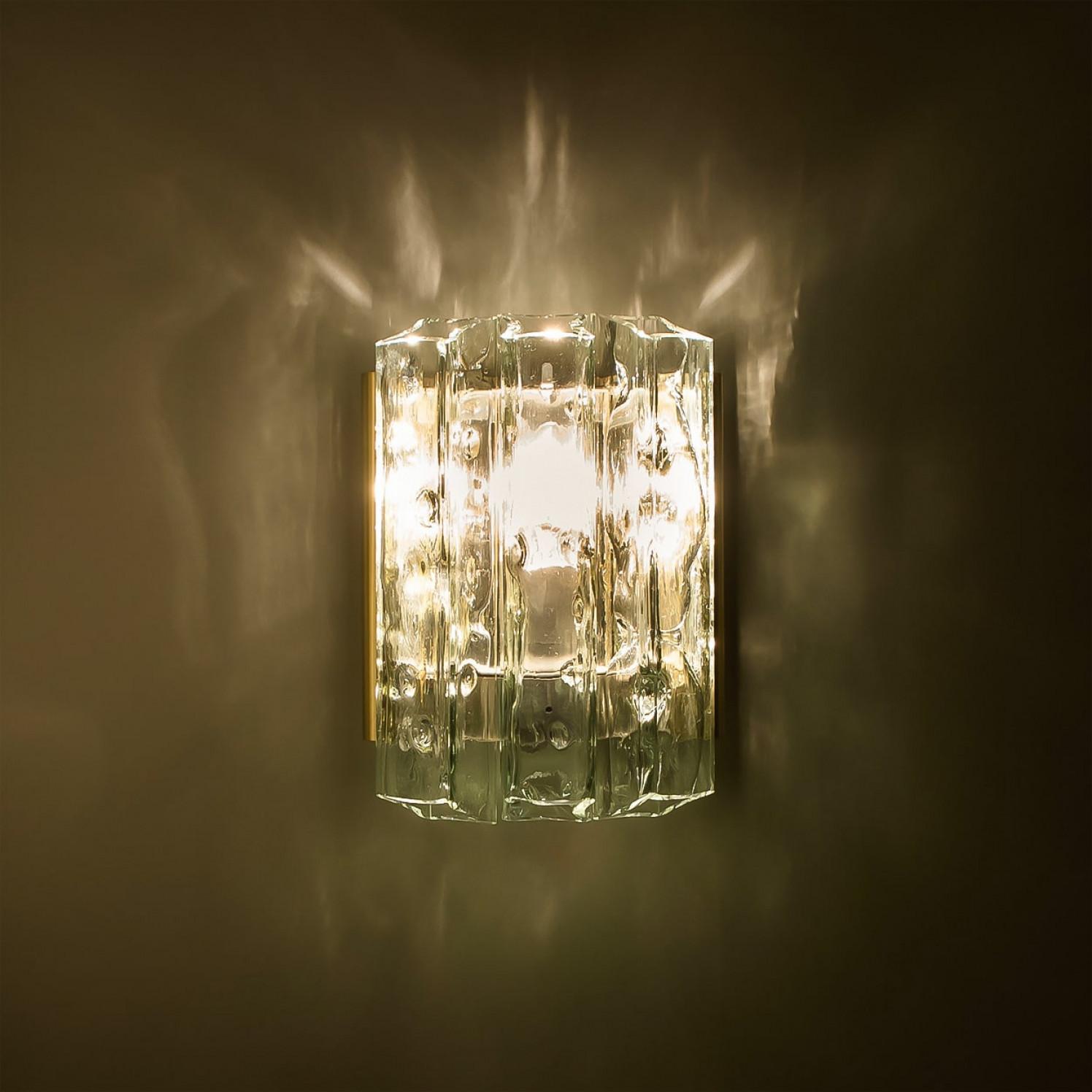 Coppia di lampade da parete a tubo sfaccettato di Doria Leuchten, anni '60 in vendita 4