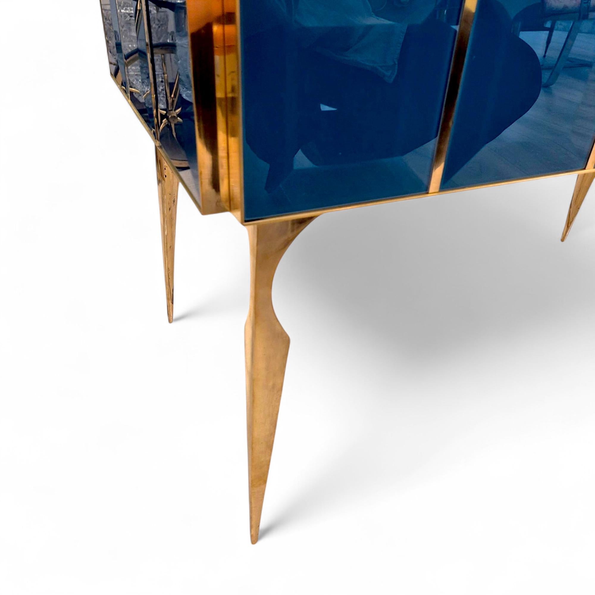 Pair of Faceted Turquoise Murano Glass and Gilded Brass Consoles, Circa 1960/70 For Sale 2