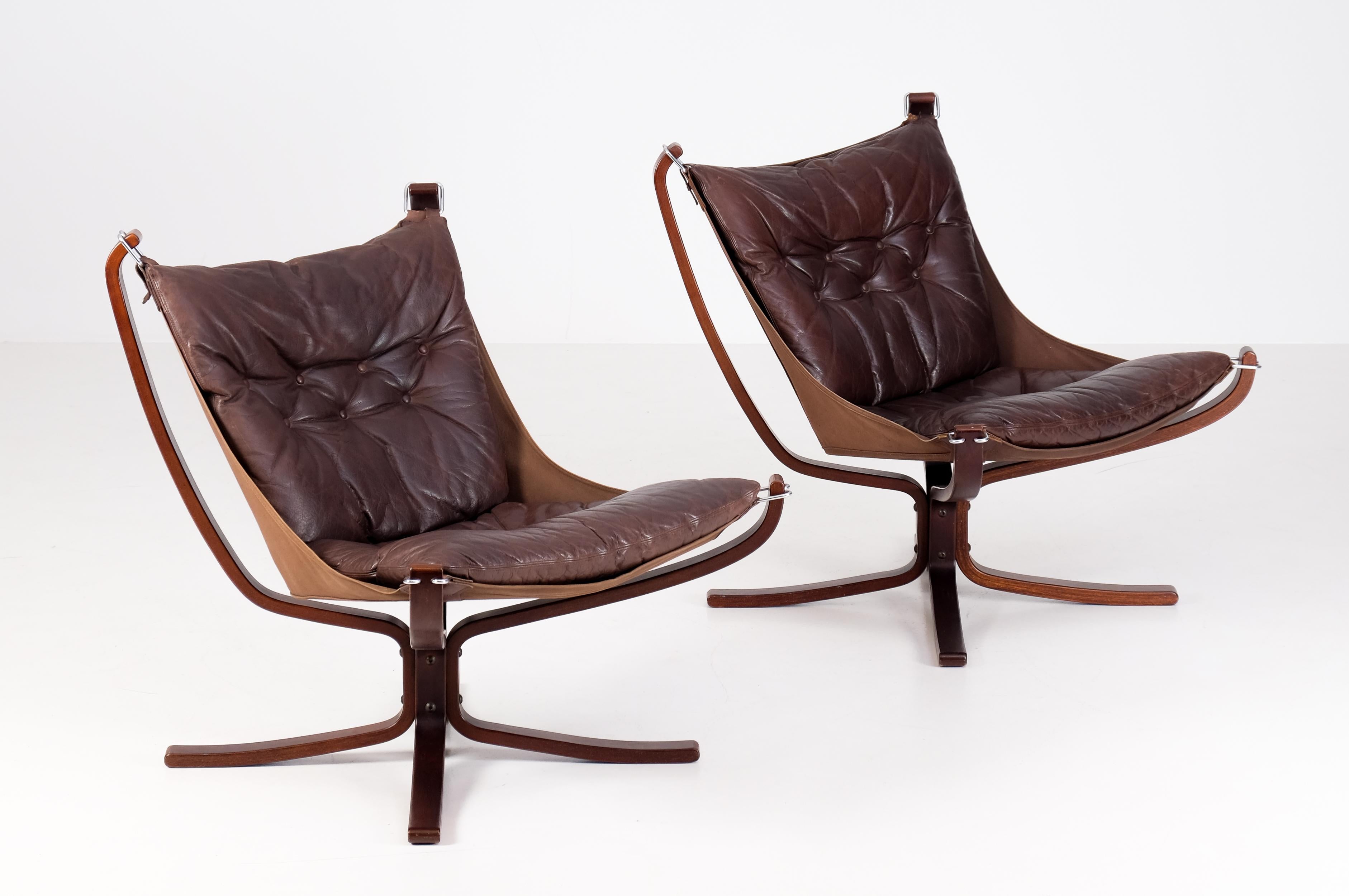 Pair of Falcon Chairs by Sigurd Ressell, 1970s For Sale 1