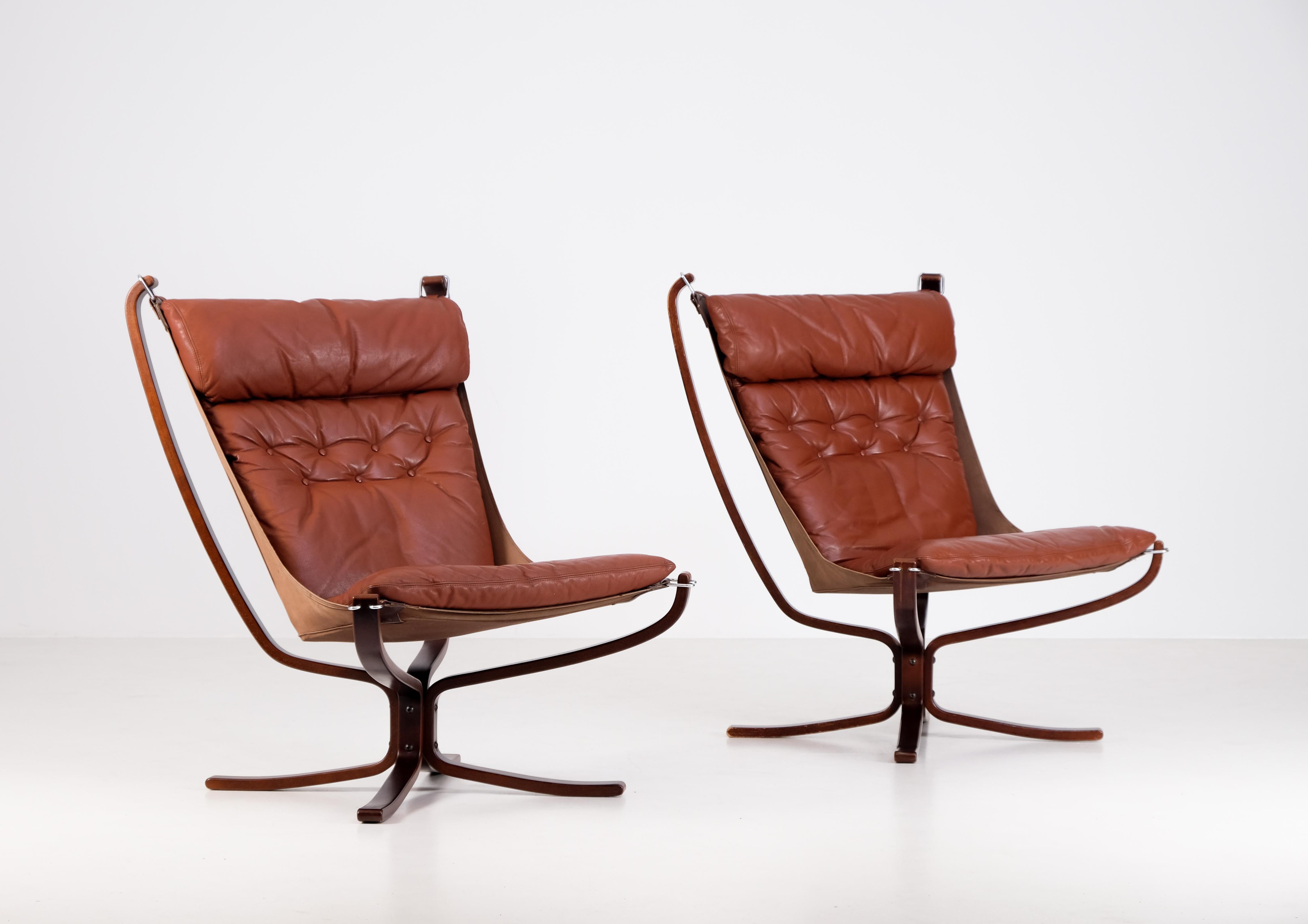 Paire de fauteuils Flacon de Sigurd Resell, Norvège, années 1970 en vente 6