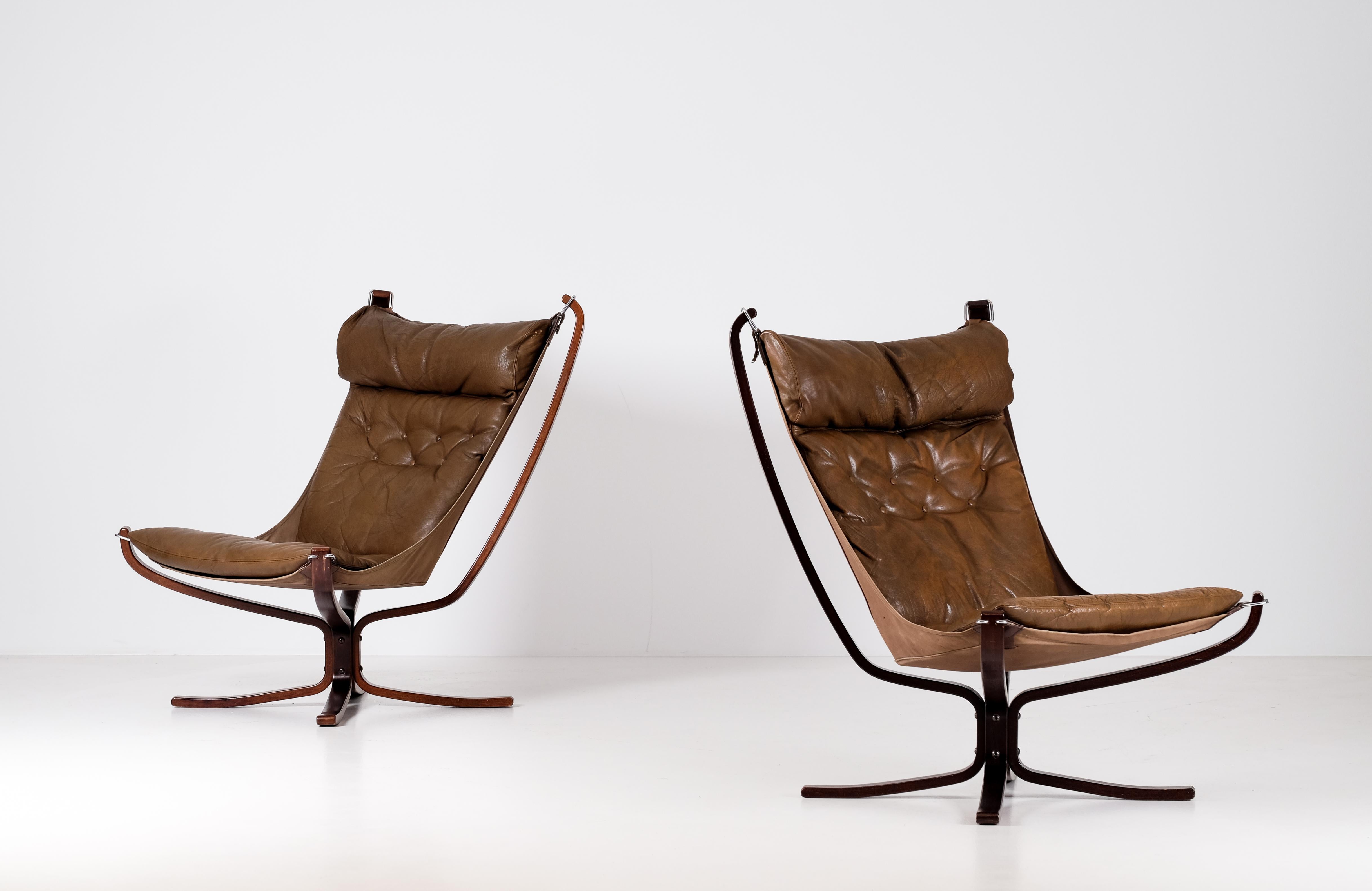 Scandinave moderne Paire de fauteuils Flacon de Sigurd Resell, Norvège, années 1970 en vente