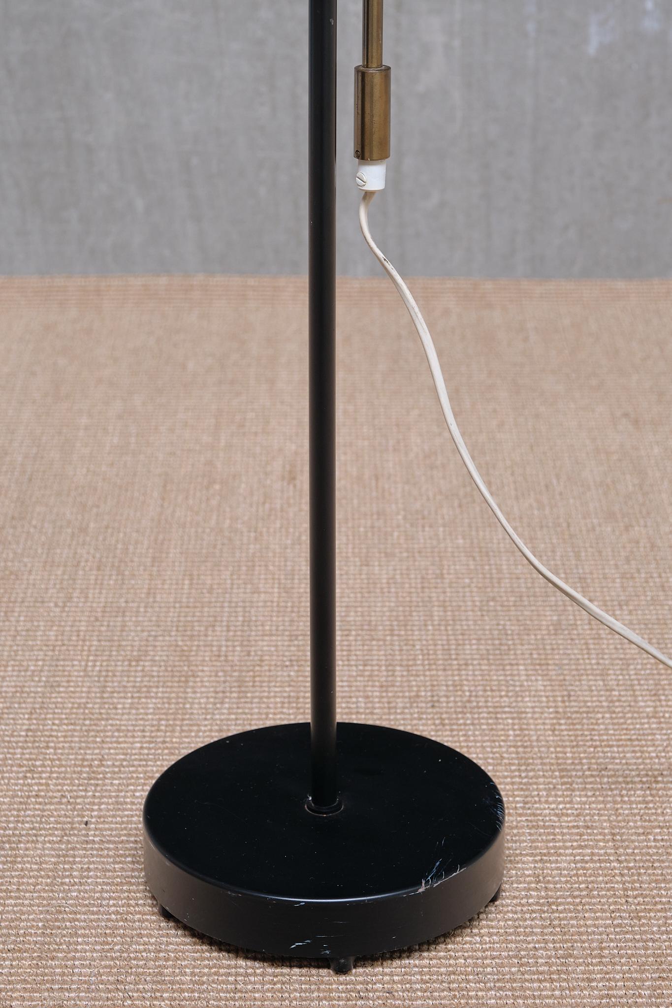 Paire de lampadaires réglables Falkenbergs Belysning, modèle 7070, Suède, années 1960 en vente 9