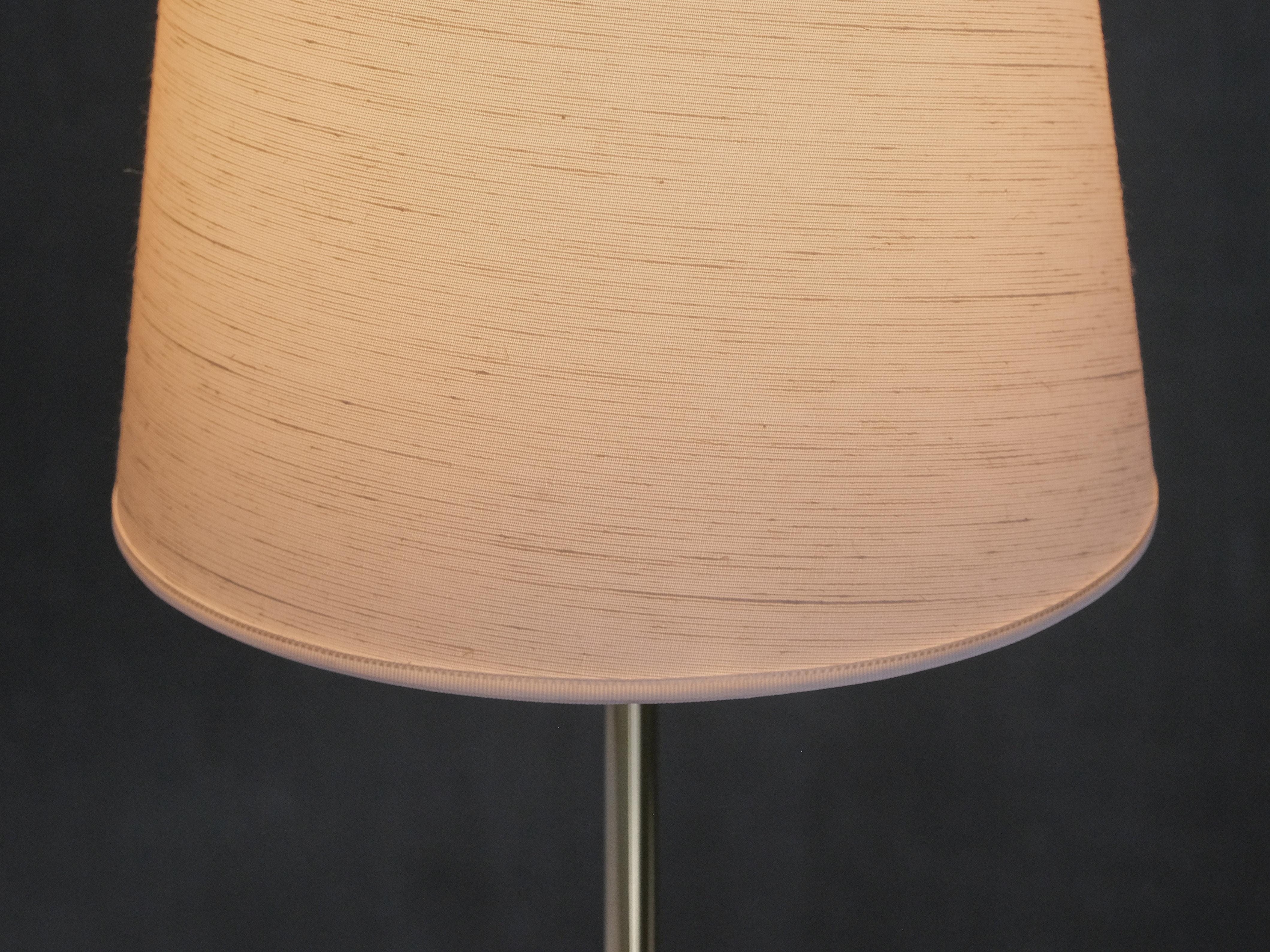 Pair of Falkenbergs Belysning Table Lamps in Brass and Glass, Sweden, 1960s en vente 3