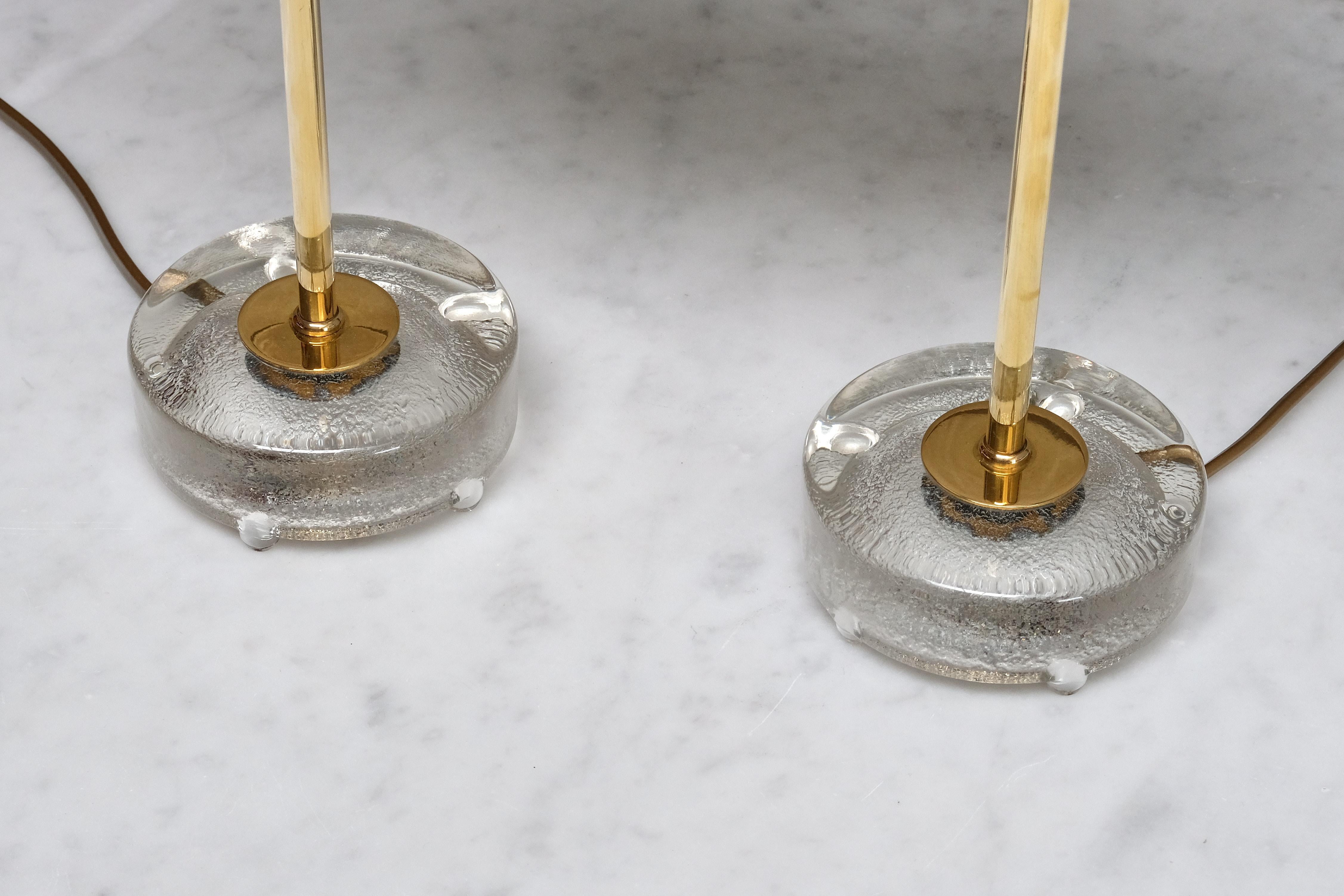Pair of Falkenbergs Belysning Table Lamps in Brass and Glass, Sweden, 1960s en vente 1