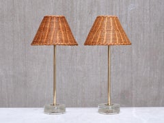 Par de lámparas de mesa de Falkenbergs Belysning en latón, cristal y ratán, década de los 60