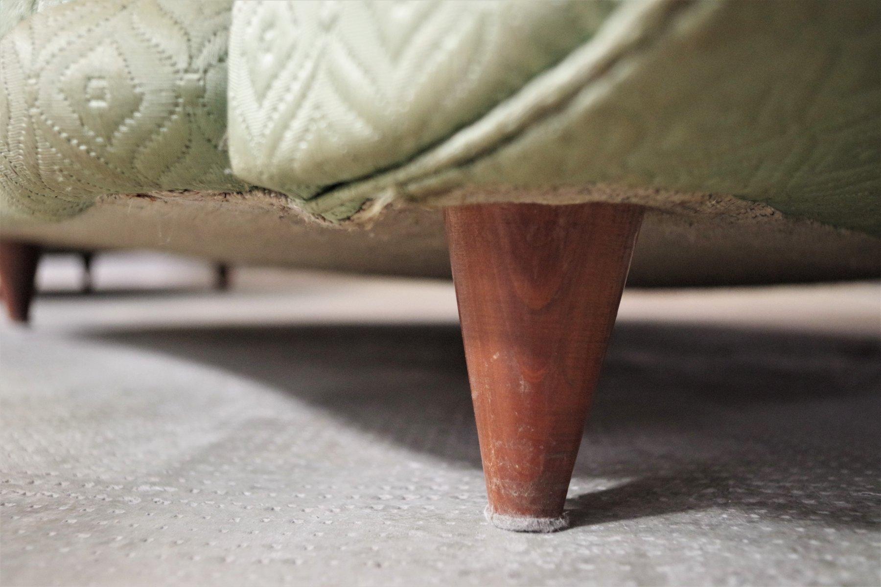 Paire de fauteuils en forme d'éventail dans le style de Paolo Buffa, années 1950 en vente 5