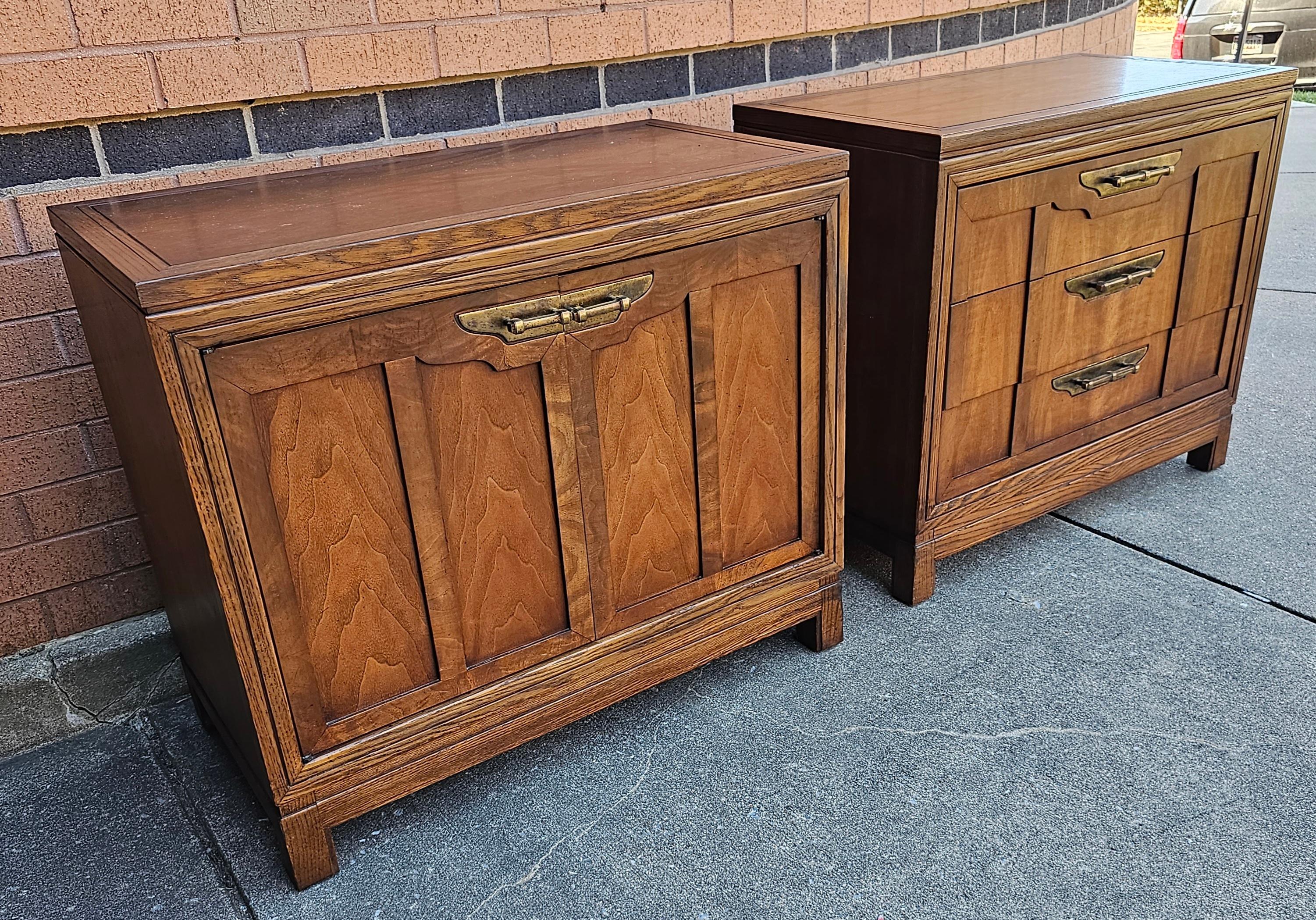 Pair of Fancher Furniture Walnut and Oak Chest of Drawers and Side Cabinet For Sale 4