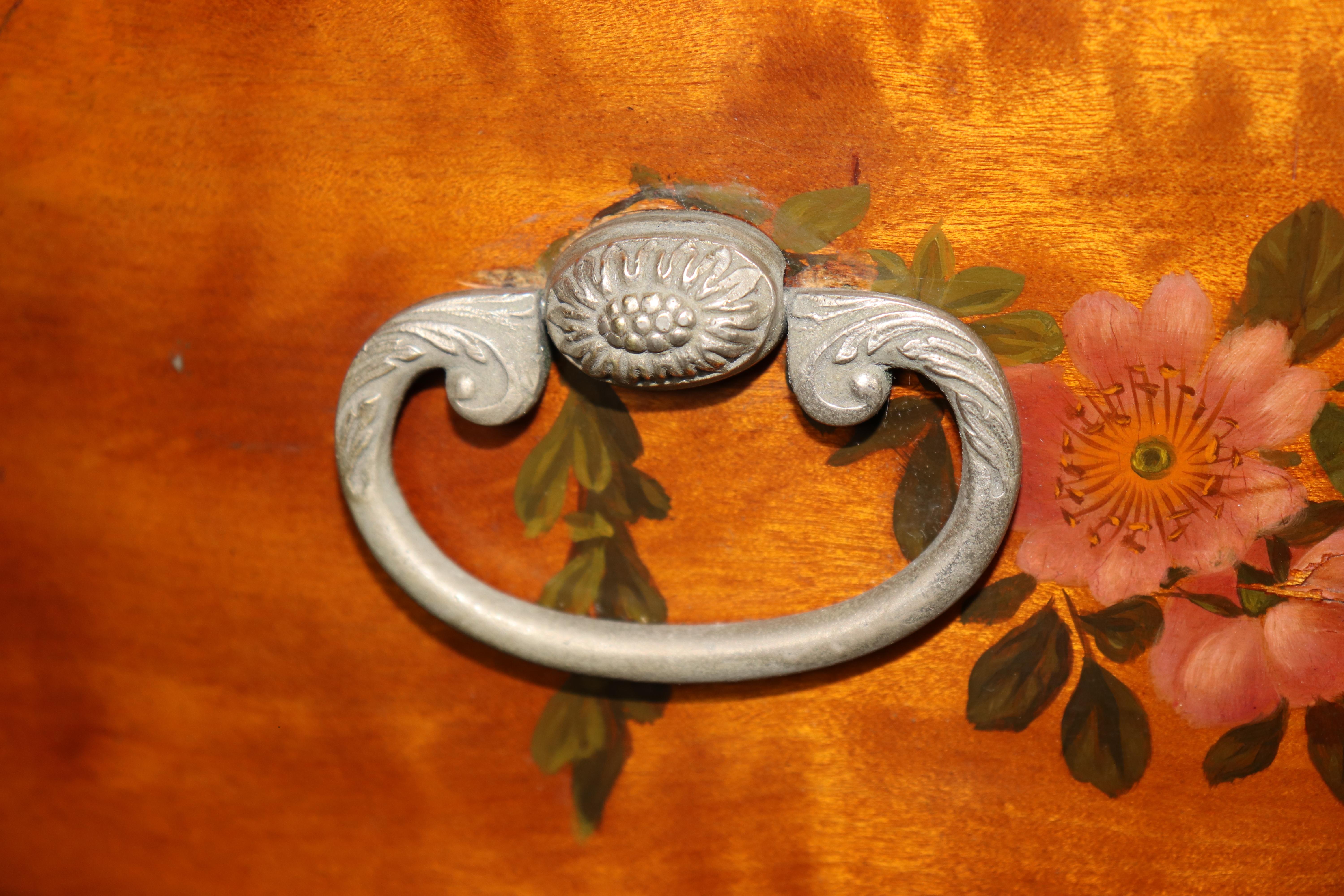 Pair of Fantastic Adams Paint Decorated Satinwood Commodes Buffets in vendita 8