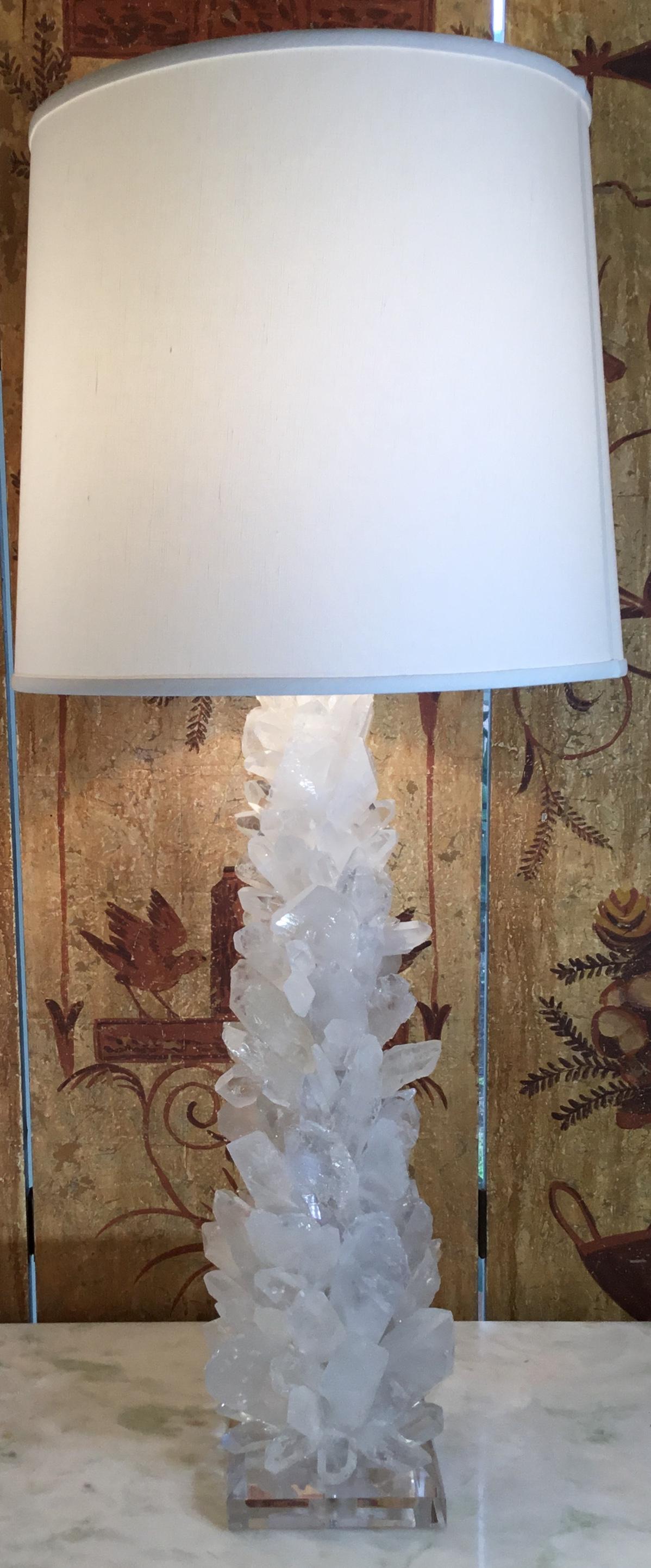 Pair of Fantastic White Quartz Crystal Table Lamps In Good Condition In Delray Beach, FL