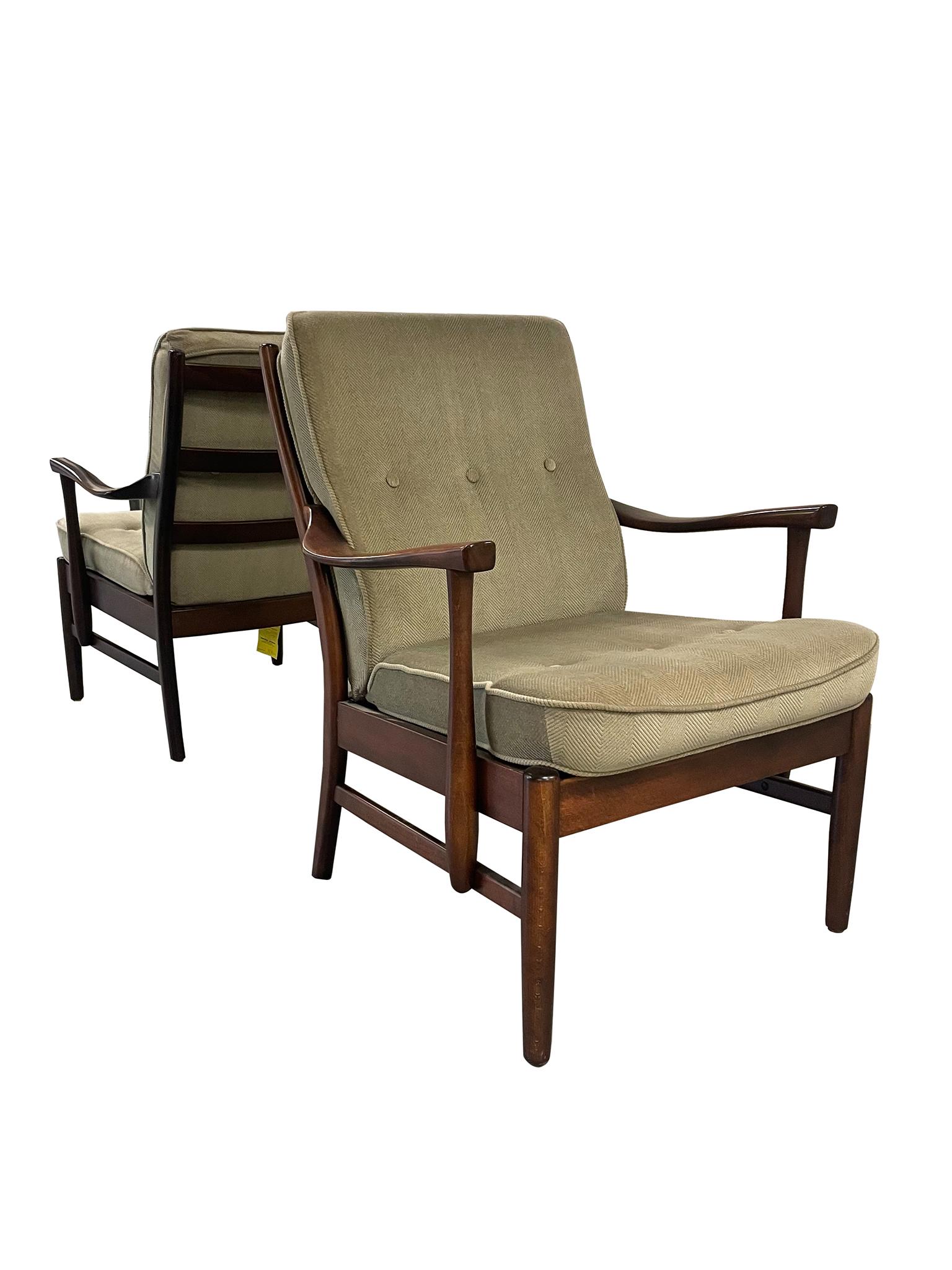 Danois Paire de fauteuils danois du milieu du siècle dernier « Casa » de Farstrup en vente