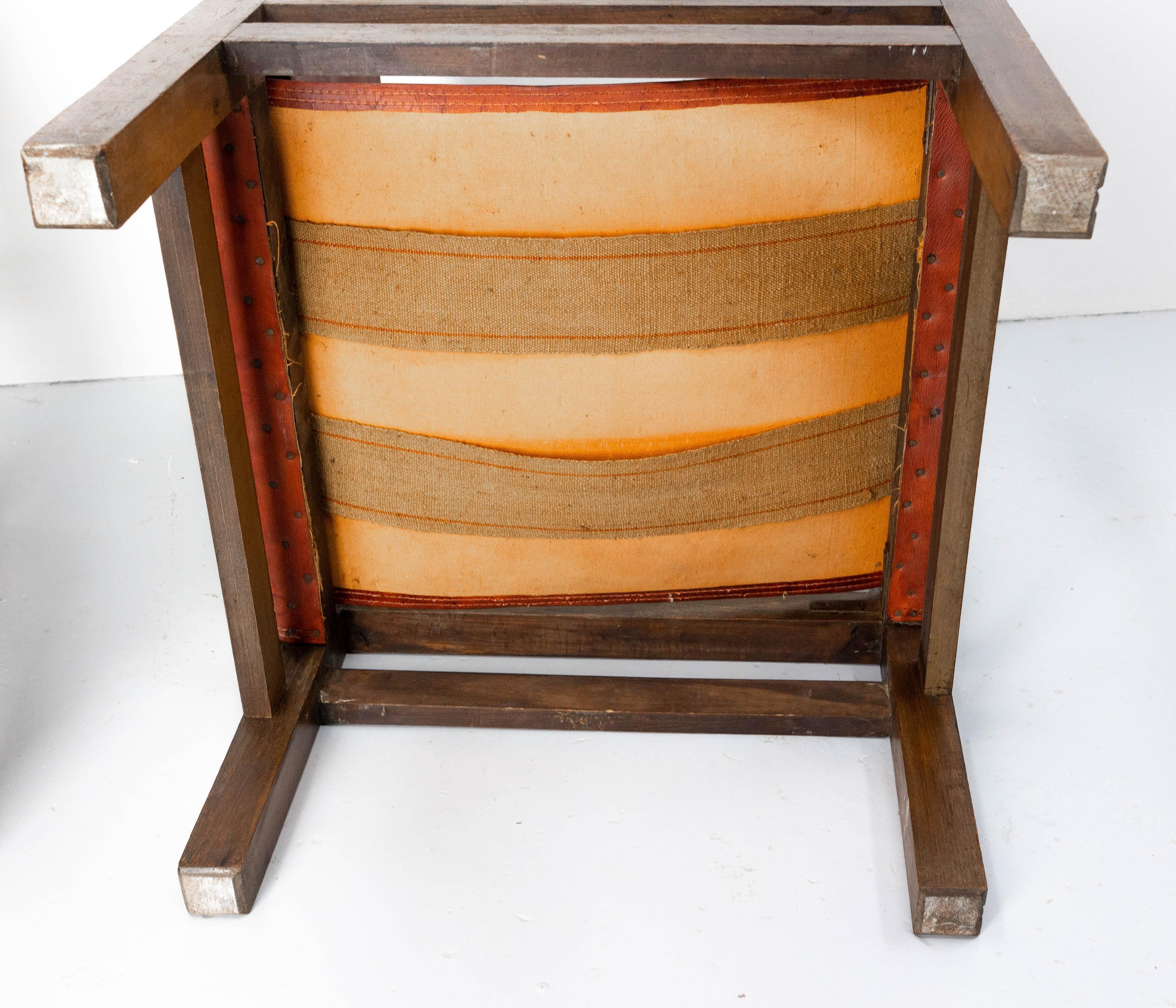 Paire de fauteuils ouverts en cuir français et hêtre de style safari, vers 1940 en vente 6