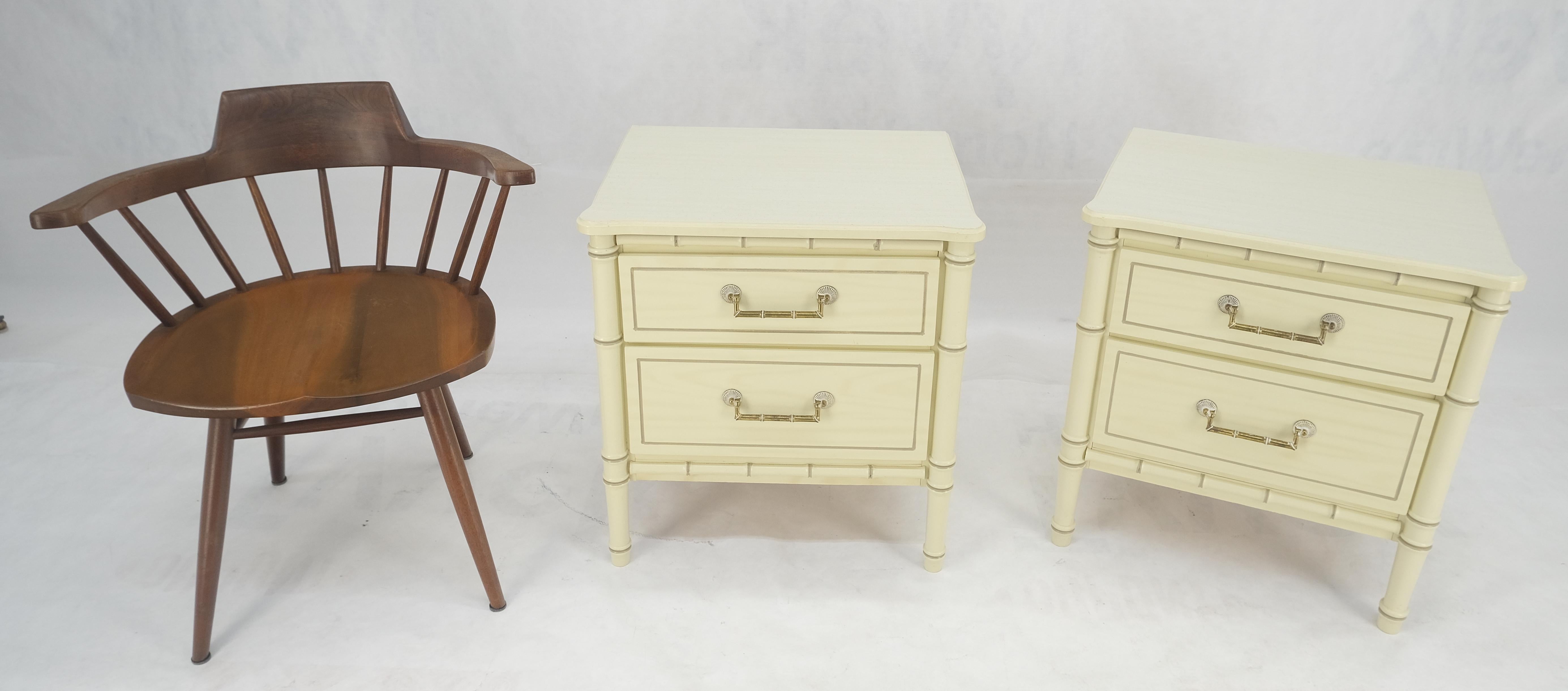 Brass Pair of Faux Bamboo Beige White Lacquer Two Drawers Nightstands End Tables MINT! For Sale