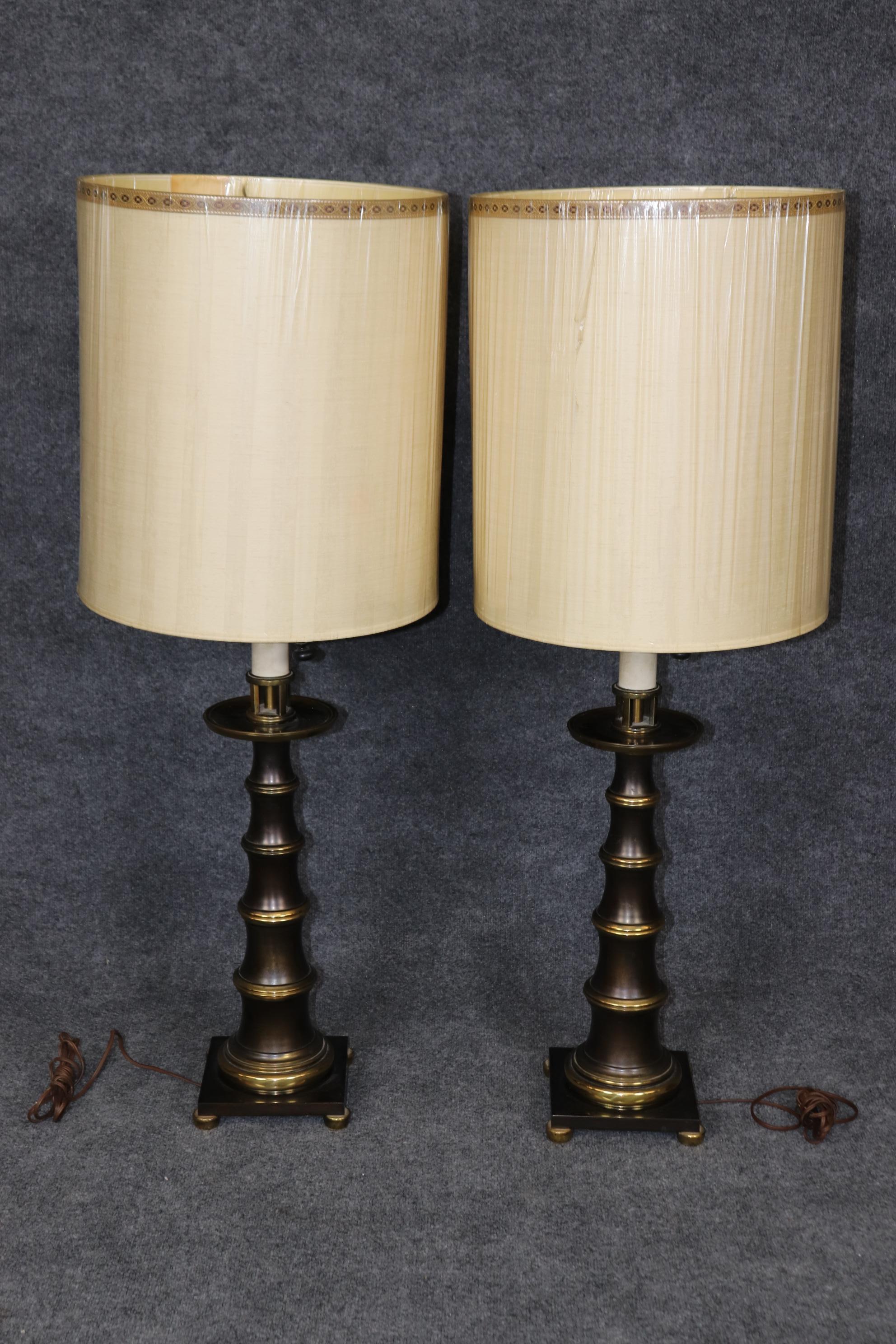 Mid-Century Modern Pair of Faux Bamboo Brass Stiffel Mid Century Modern Table Lamps For Sale