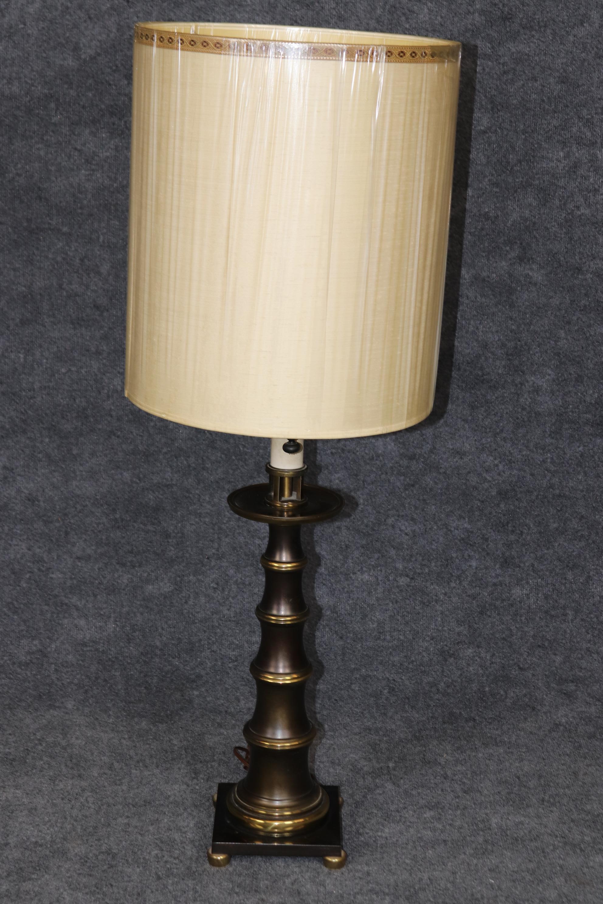 Pair of Faux Bamboo Brass Stiffel Mid Century Modern Table Lamps In Good Condition For Sale In Swedesboro, NJ