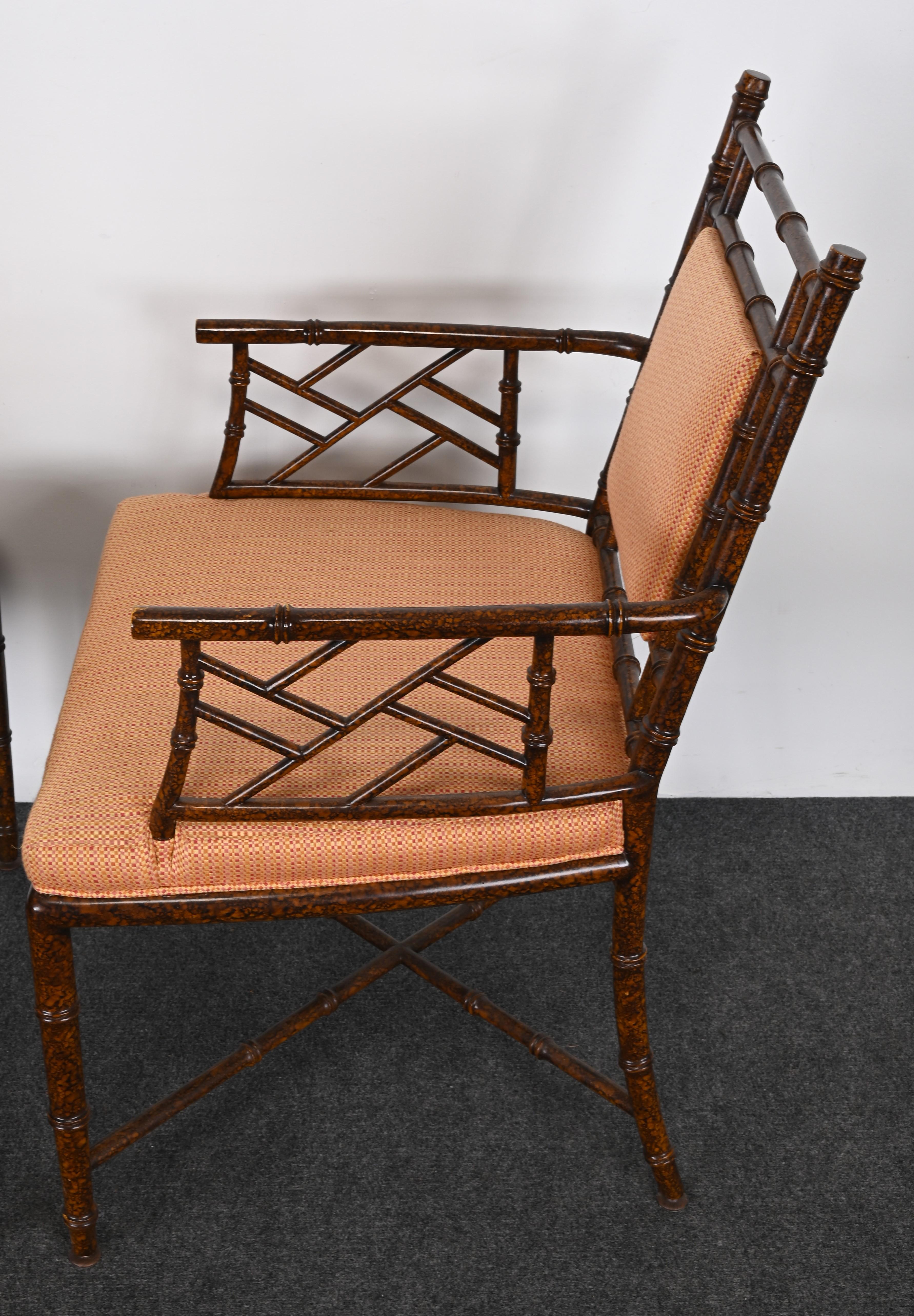 Paire de chaises en faux bambou de Pearson en vente 3