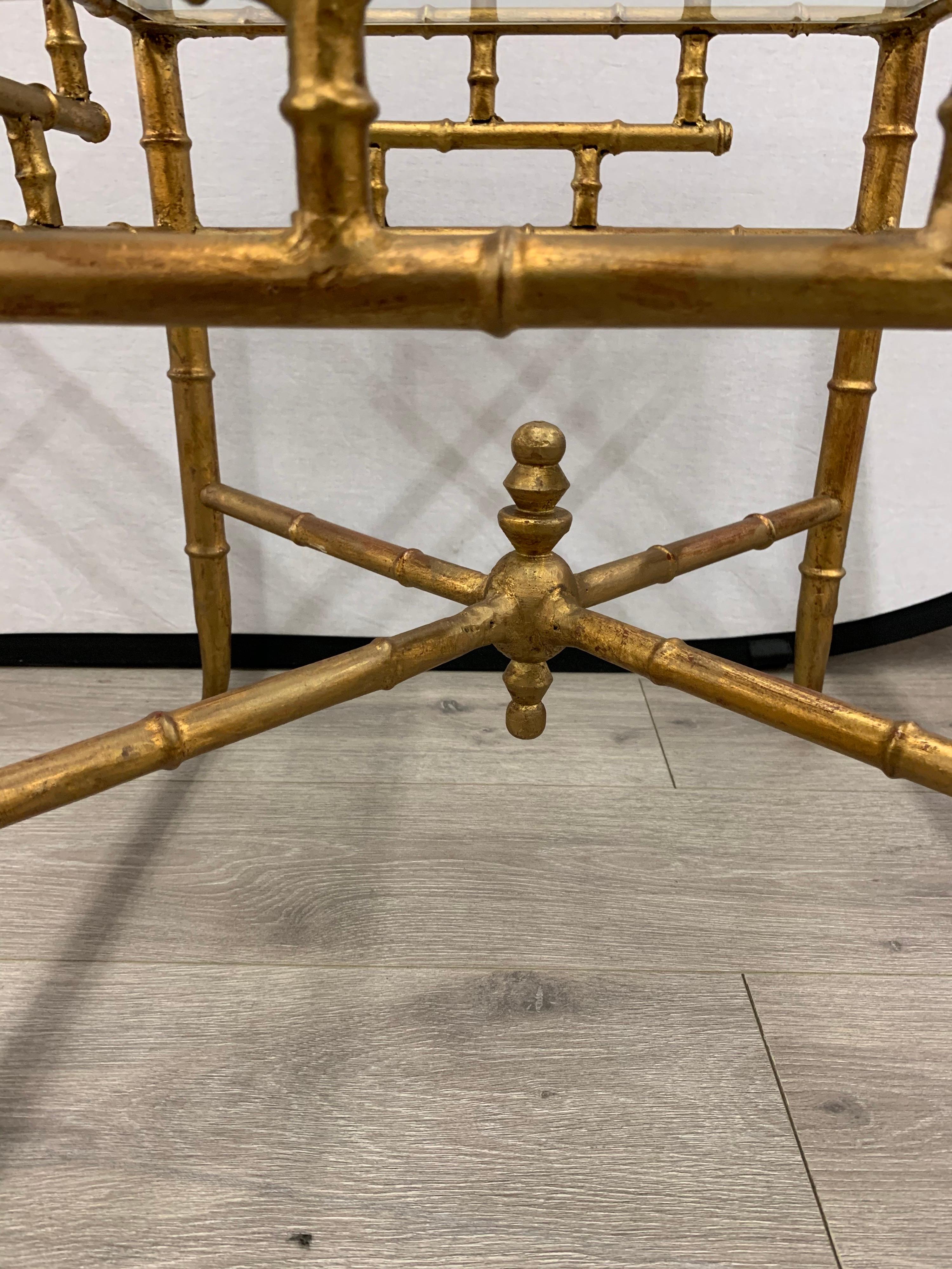 Pair of Faux Bamboo Chinese Chippendale Gold Gilt Tables End Side In Good Condition In West Hartford, CT