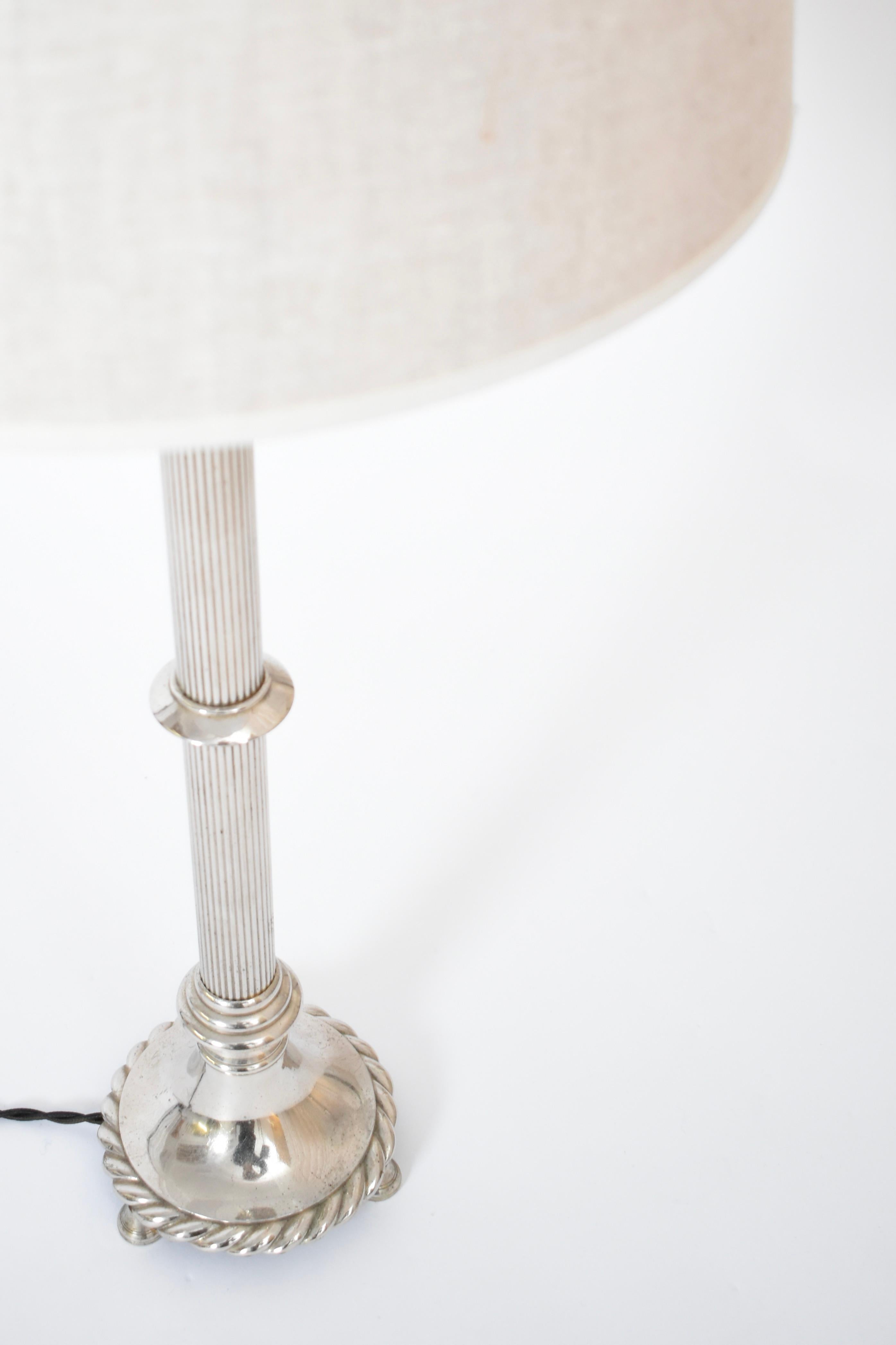 Coppia di lampade in finto bambù e corda placcate in argento, anni '60 In condizioni ottime in vendita a Lisboa, PT
