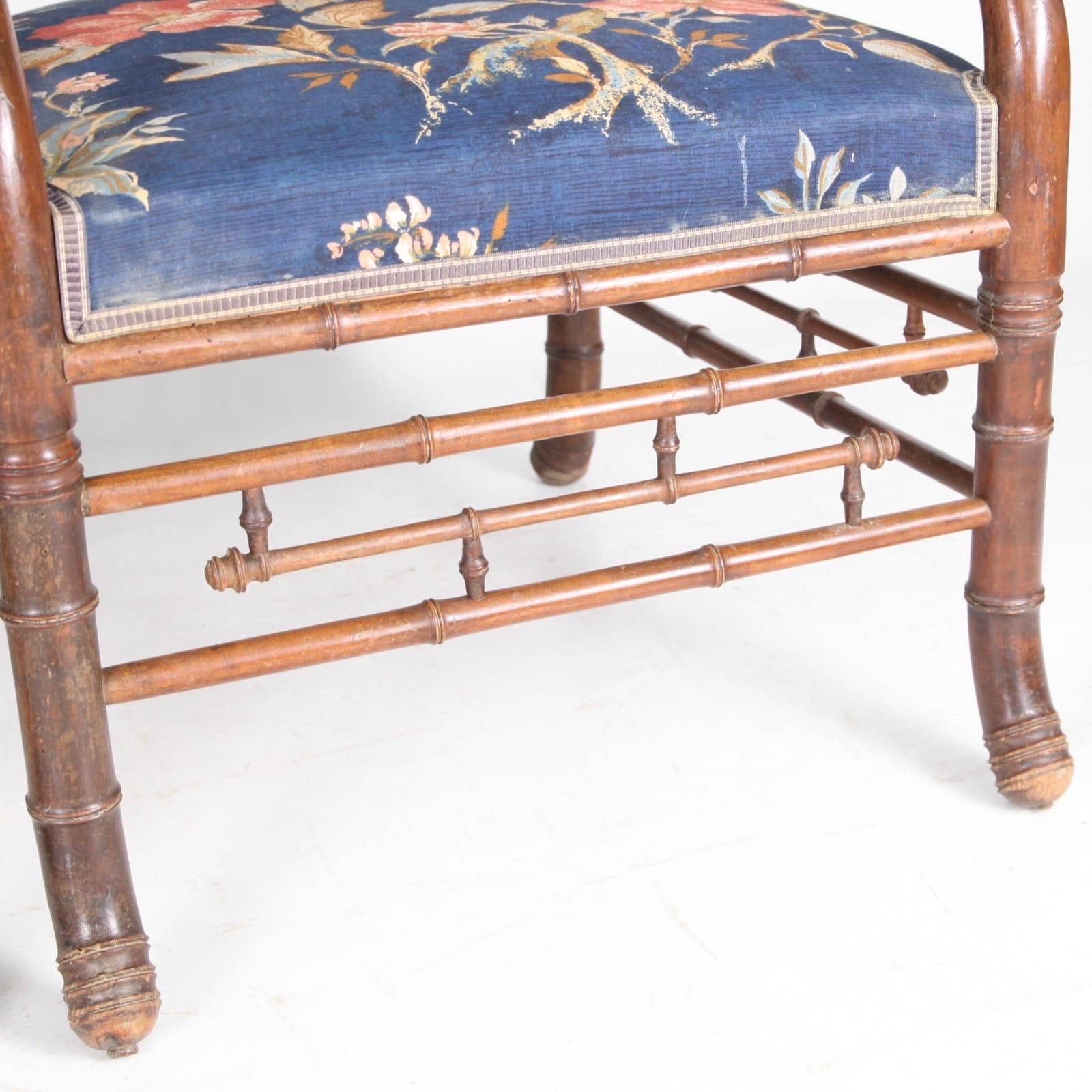 Pair of faux bamboo XIX th century armchairs  In Excellent Condition For Sale In Isle Sur Sorgue, FR