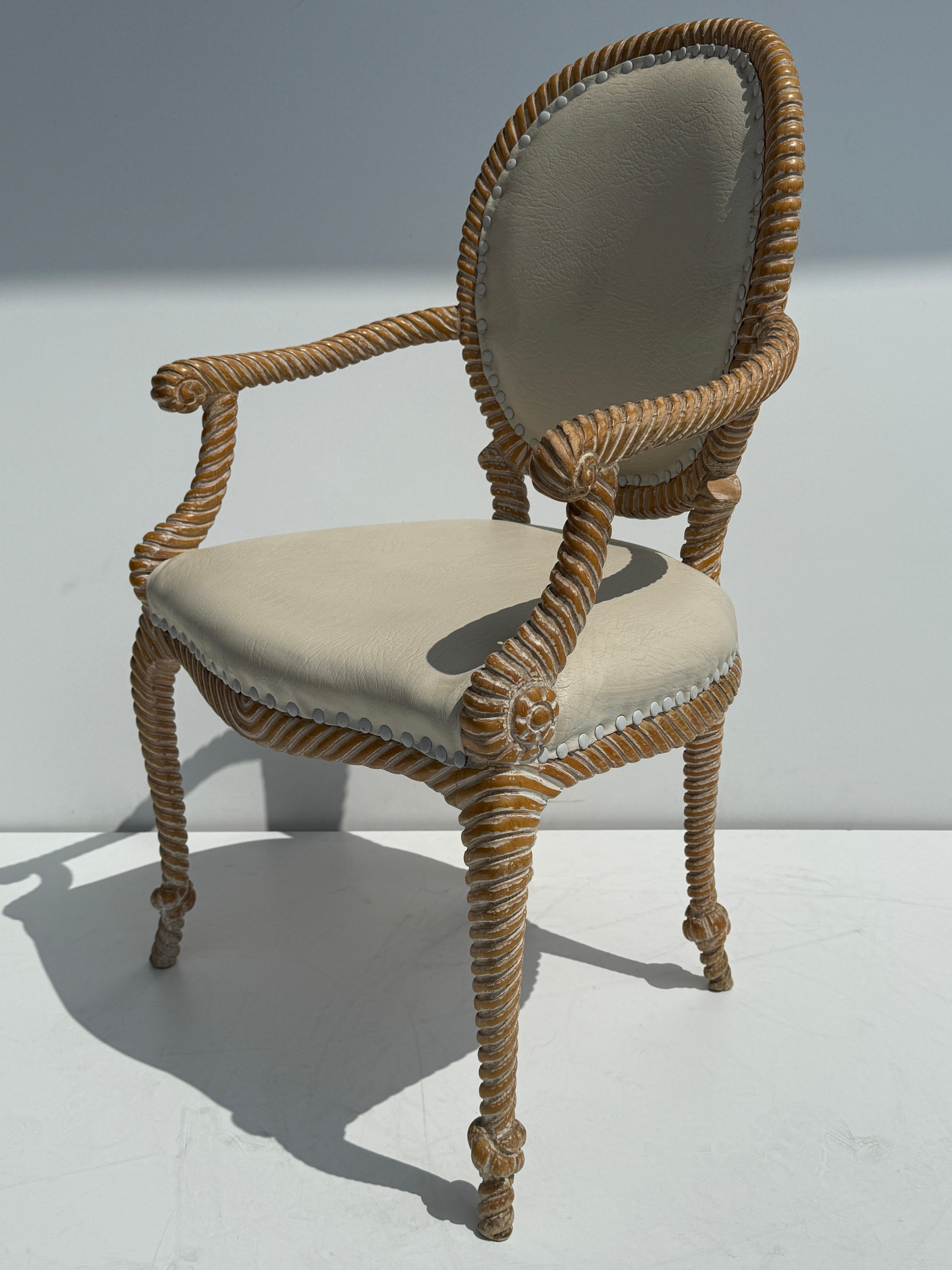 Paire de fauteuils en corde sculptée en Faux Bois en vente 6