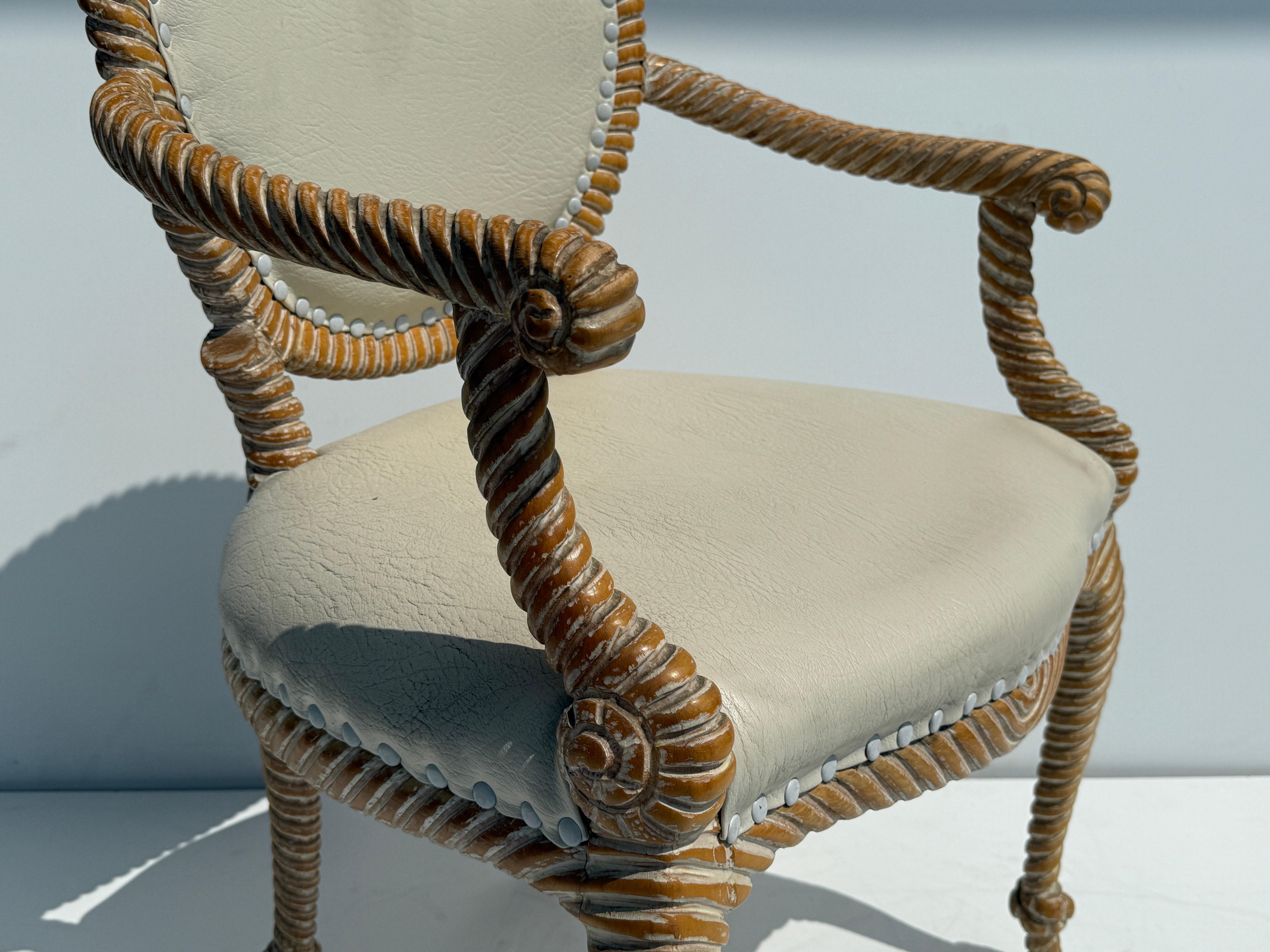 Paire de fauteuils en corde sculptée en Faux Bois en vente 10
