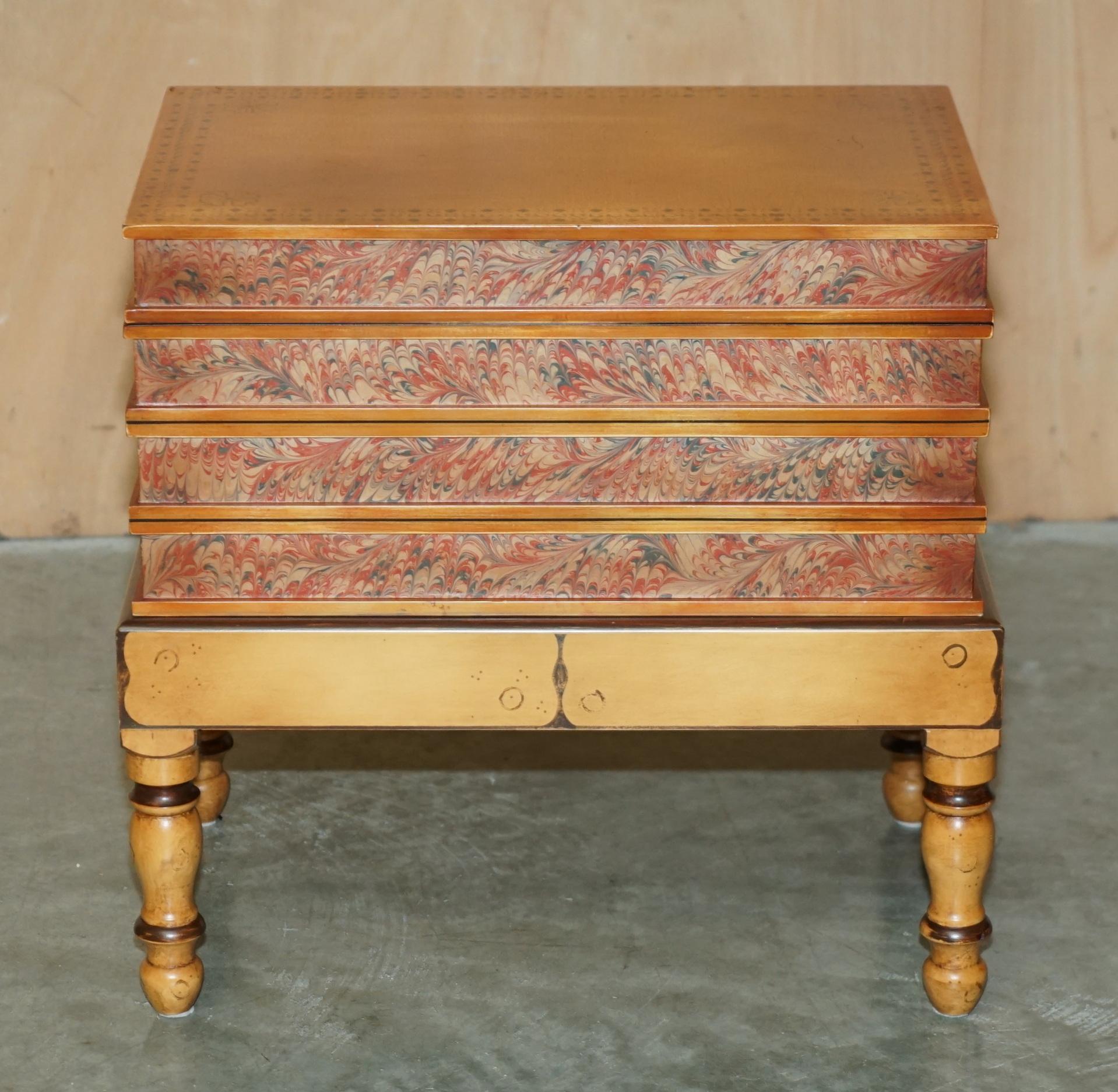 PAIR OF FAUX BOOK TOPPED SiDE END LAMP WINE TABLES WITH HIDDEN INTERNAL STORAGE For Sale 3