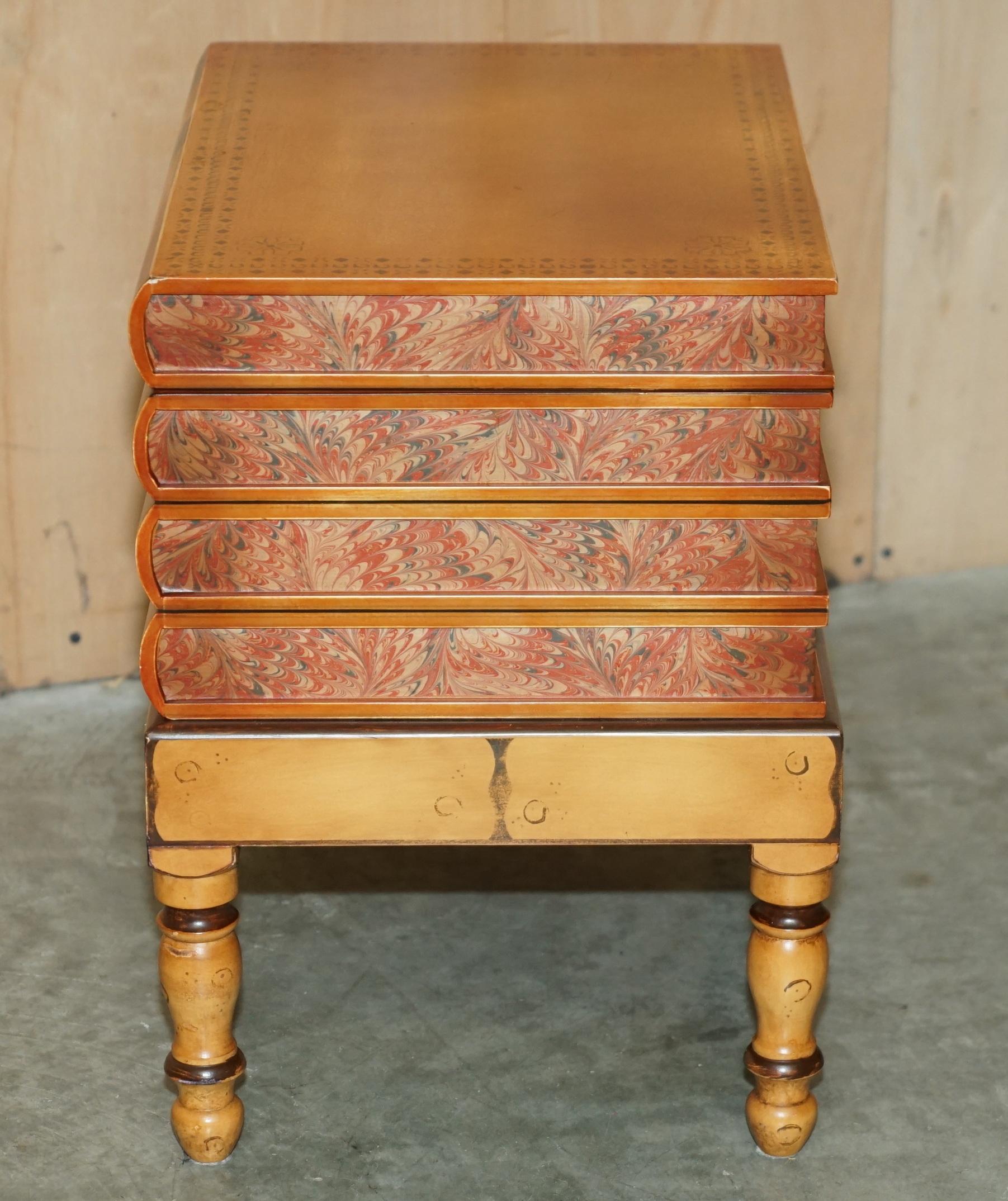 PAIR OF FAUX BOOK TOPPED SiDE END LAMP WINE TABLES WITH HIDDEN INTERNAL STORAGE For Sale 4